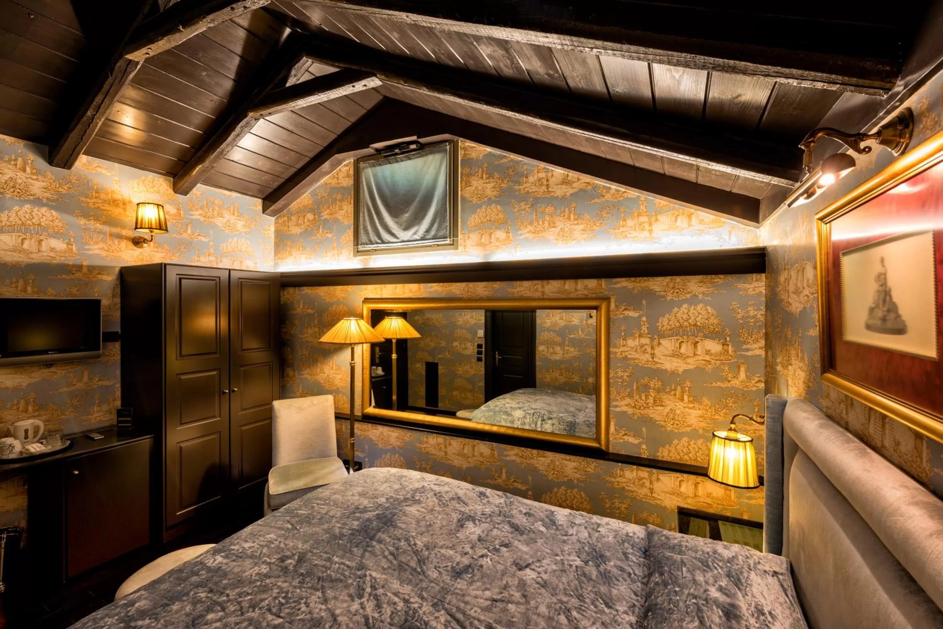 Maison Grecque Hotel Extraordinaire