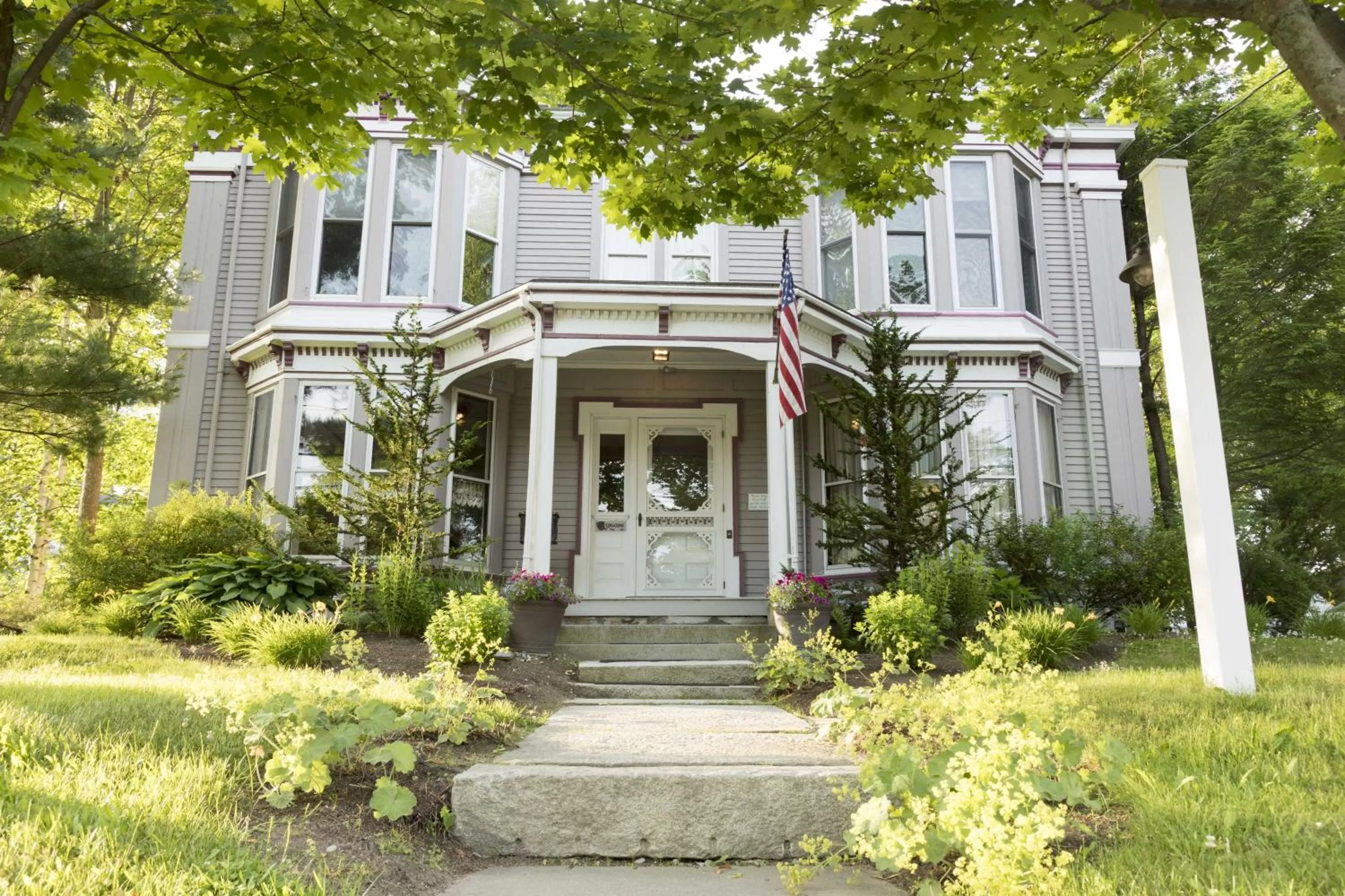 Property Building in Blackberry Inn