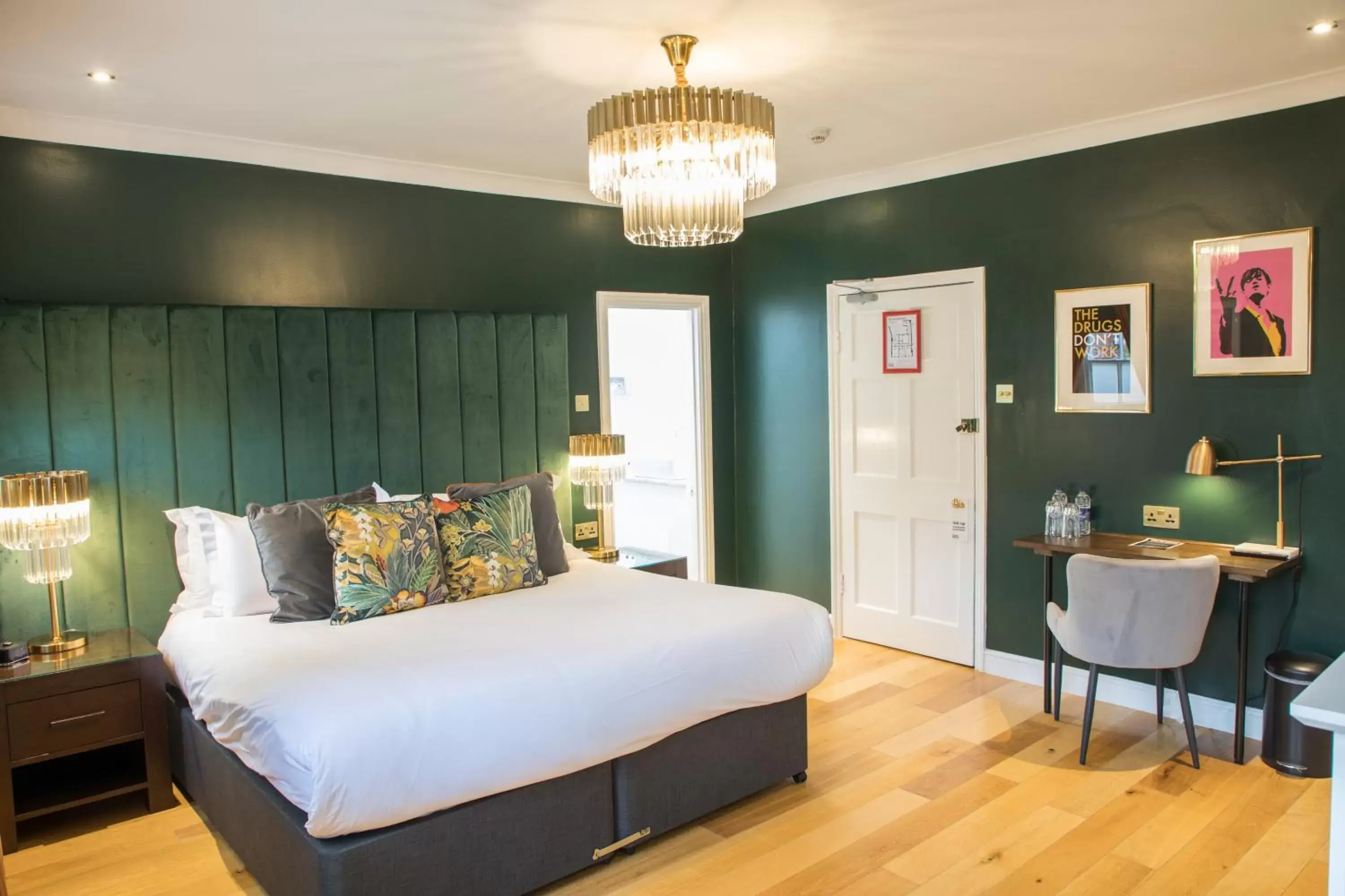 Bed in The Eton Mess Boutique Hotel Bed in The Eton Mess Boutique Hotel