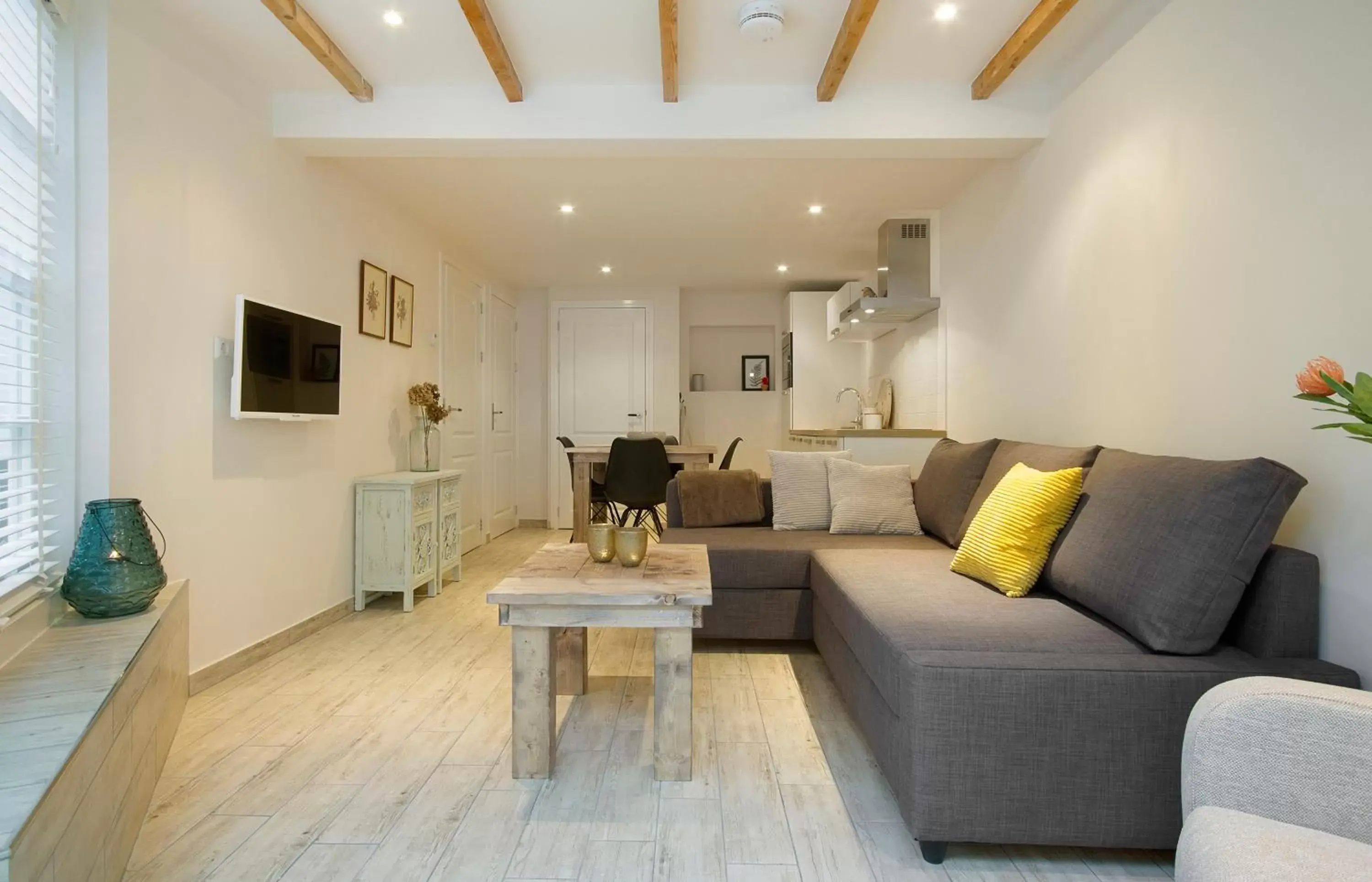 One-Bedroom Apartment with Garden View in "Karel de Grote" Bergen One-Bedroom Apartment with Garden View in "Karel de Grote" Bergen