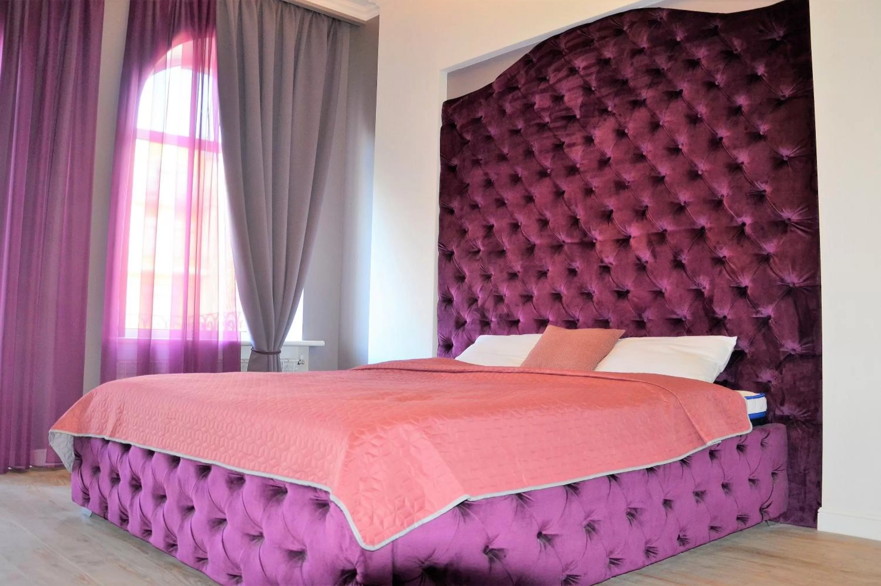 Deluxe Apartment in Kiev City Center