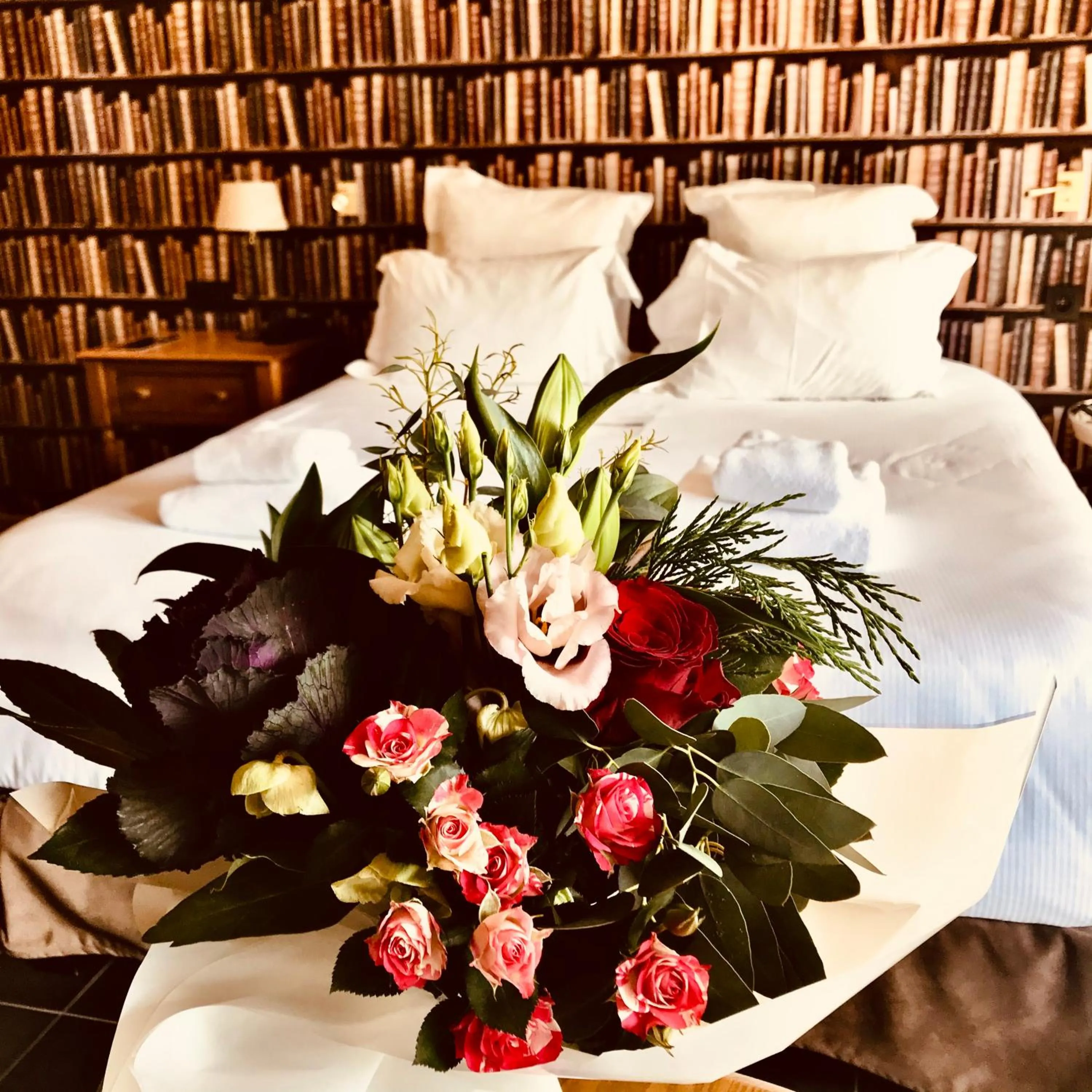 Bedroom, Bed in Hôtel Spa Vent d'Ouest