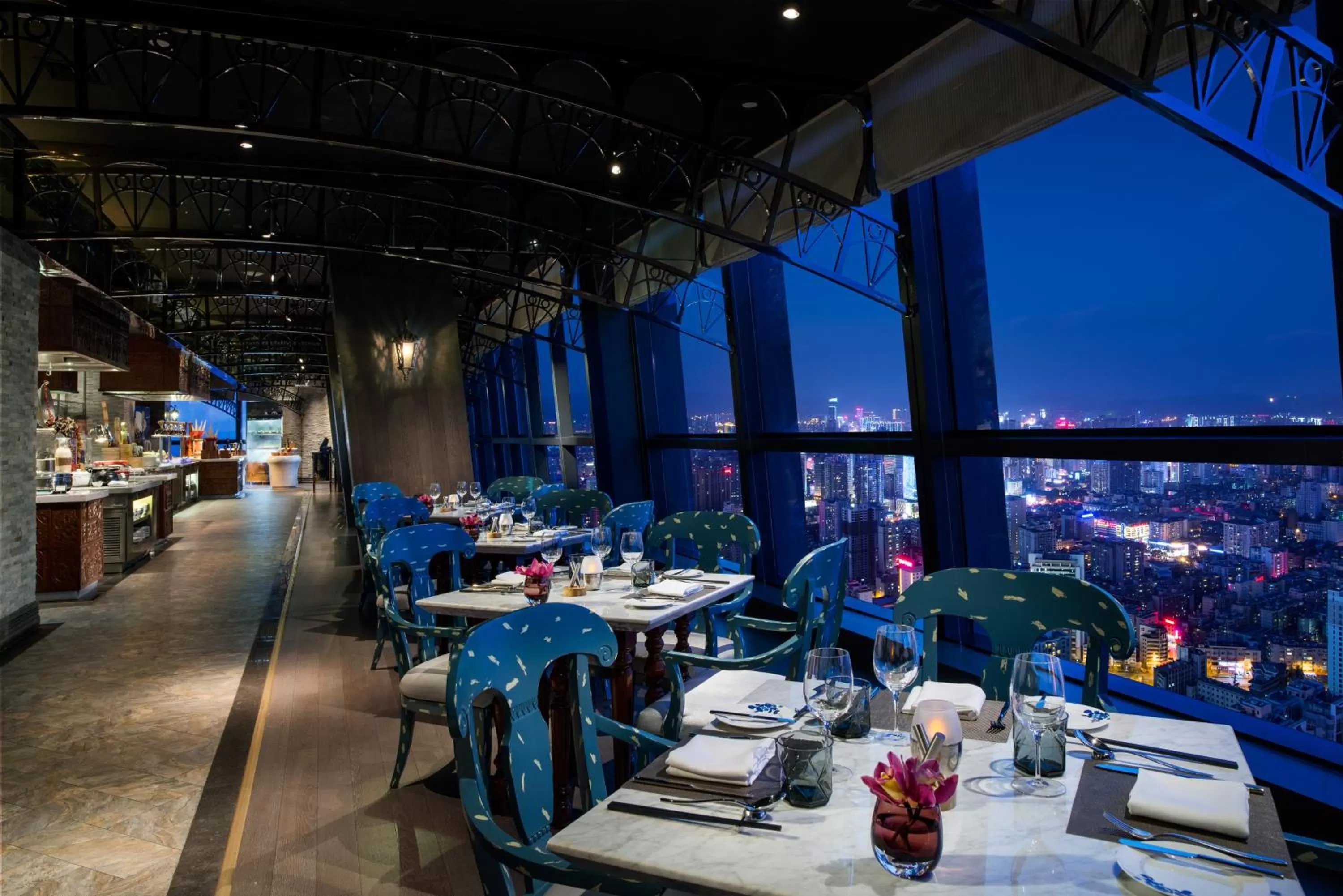 Restaurant/places to eat in Sofitel Kunming