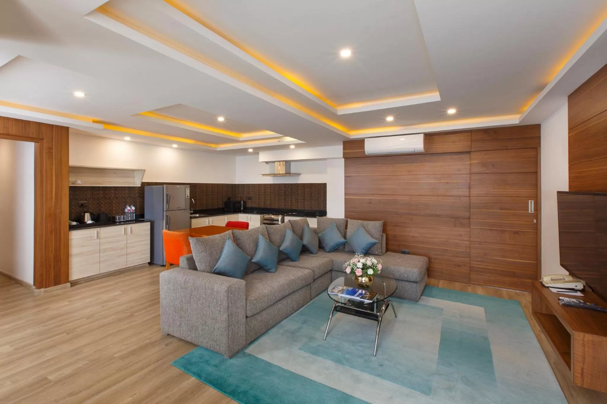 Living room in Royal Singi Hotel