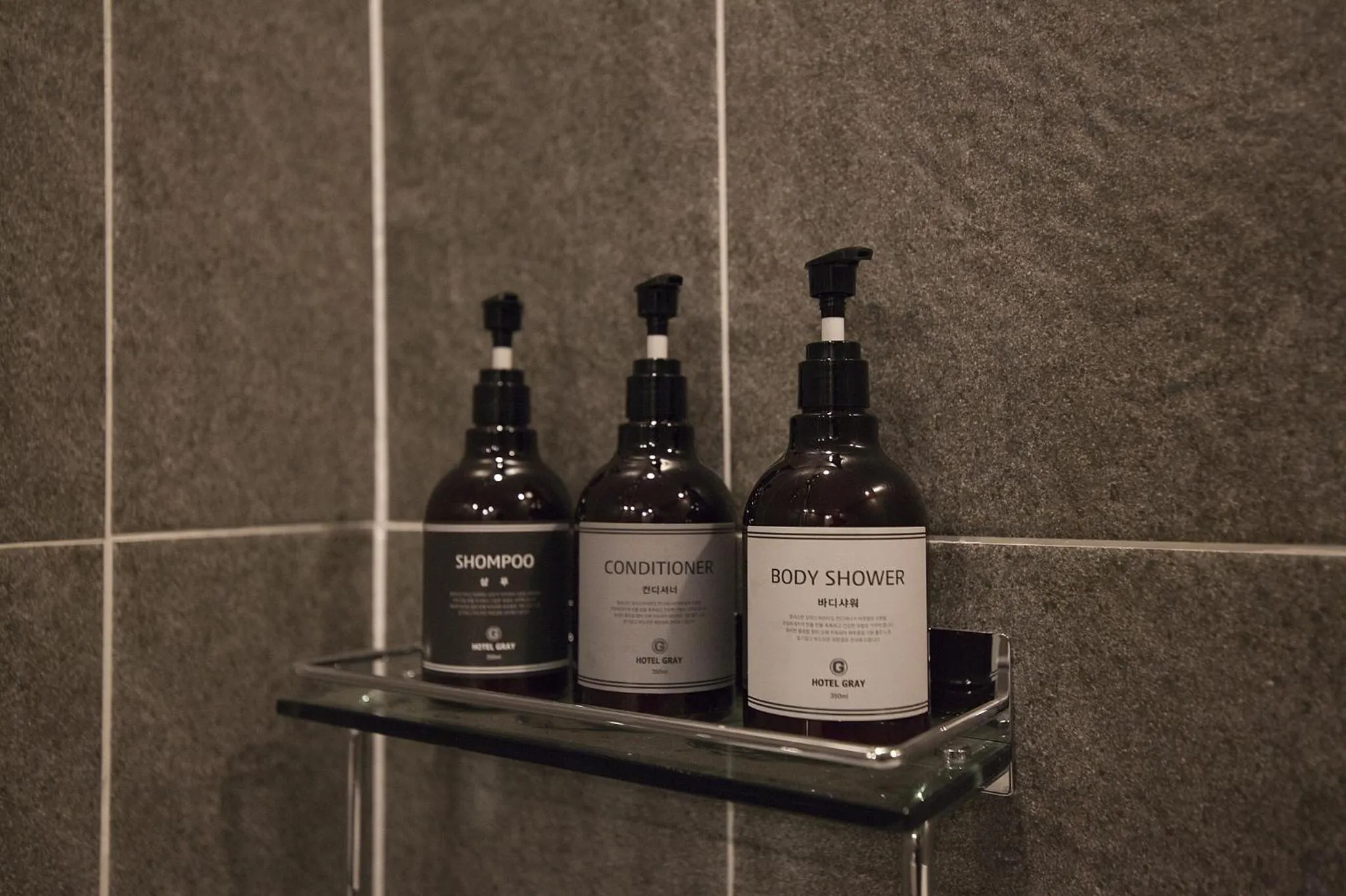 Decorative detail in Hotel Gray