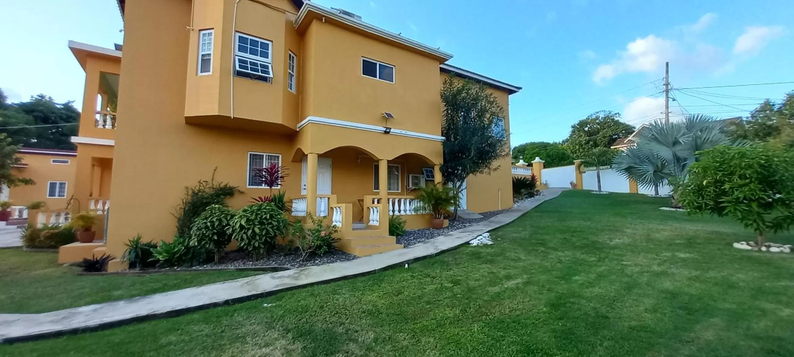 Property Building in Modrians