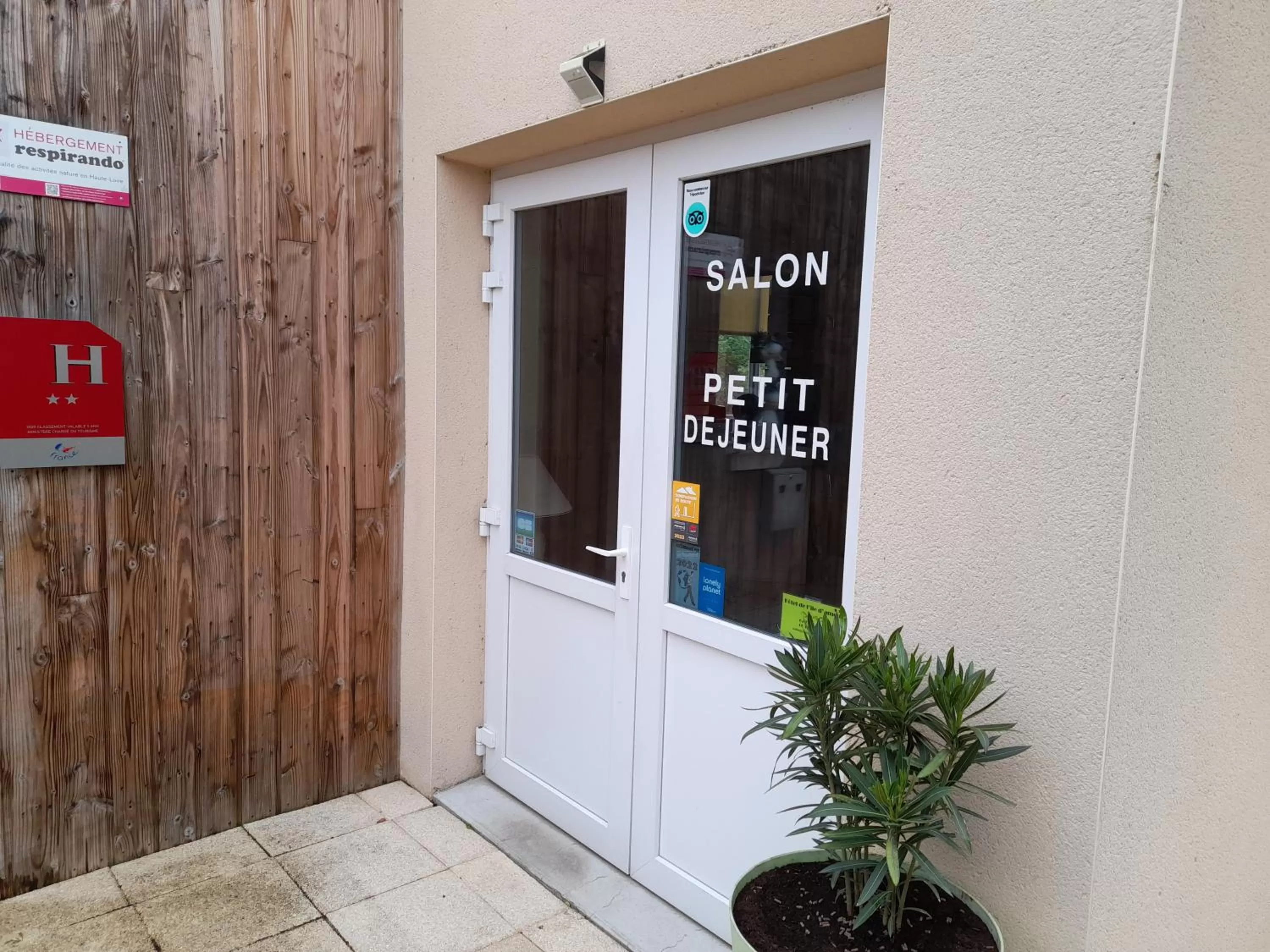 Property building in Hotel de l'Ile d'Amour