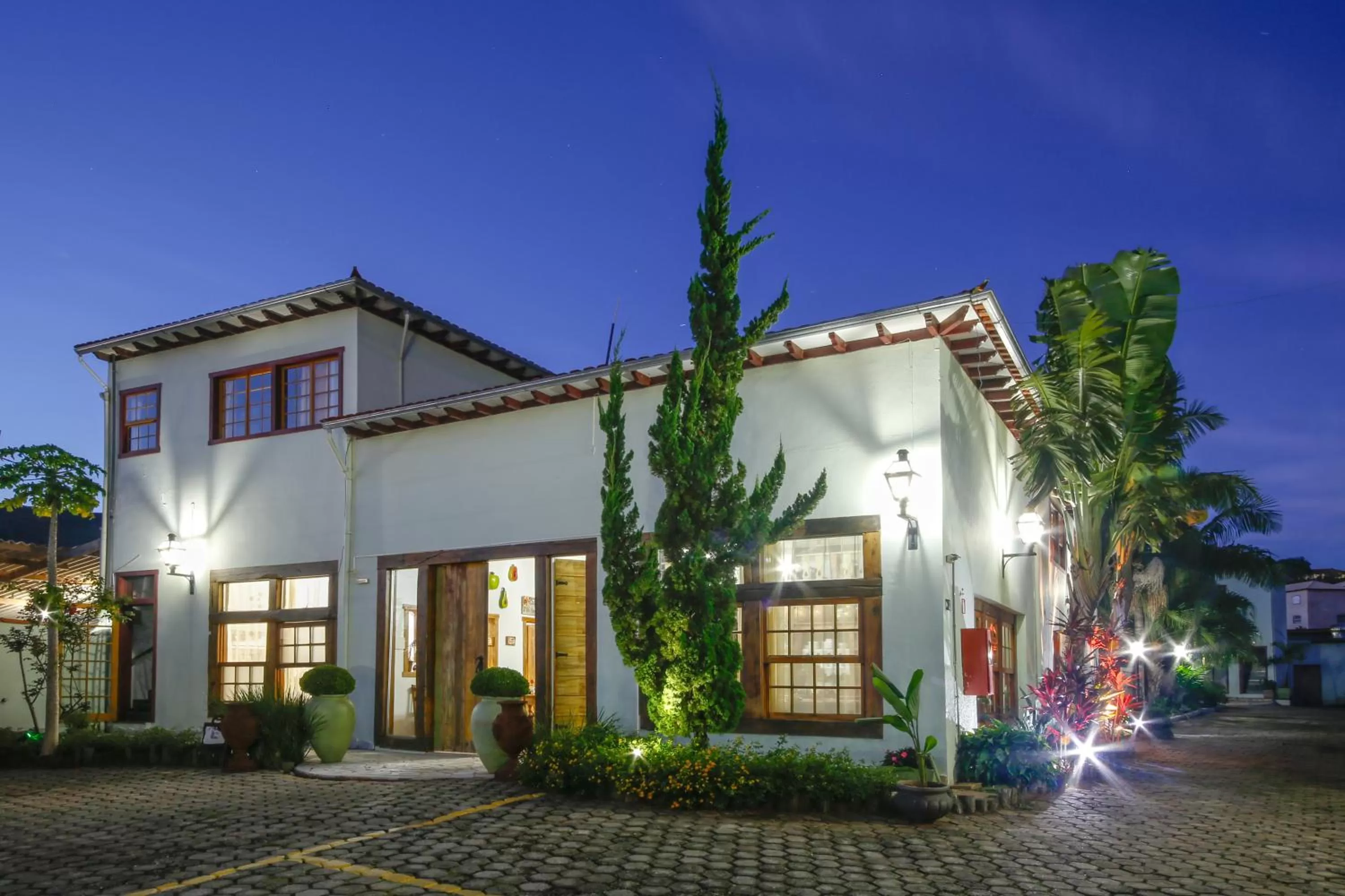 Facade/entrance, Property Building in Pousada Neuza Barbosa