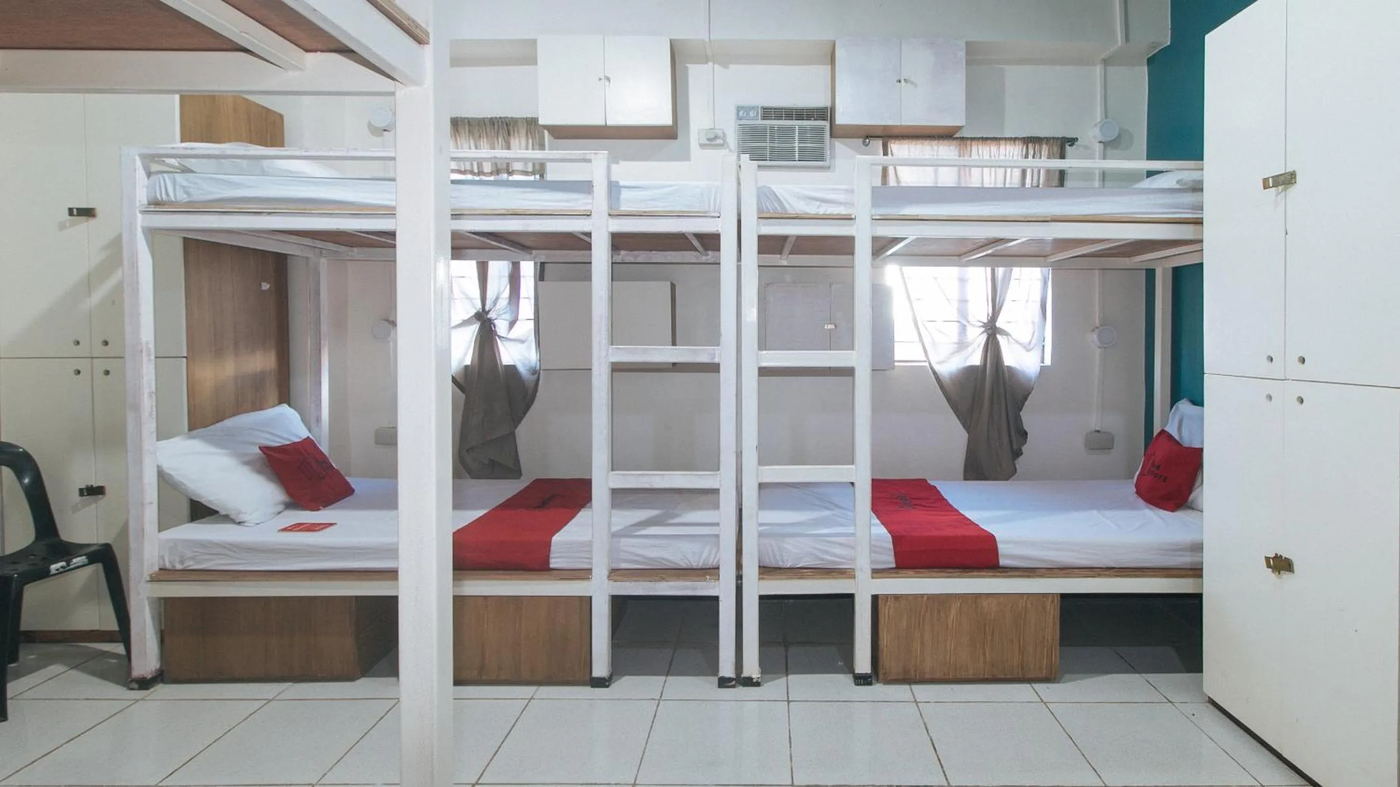 bunk bed, Bed in RedDoorz at Crowne One Condo