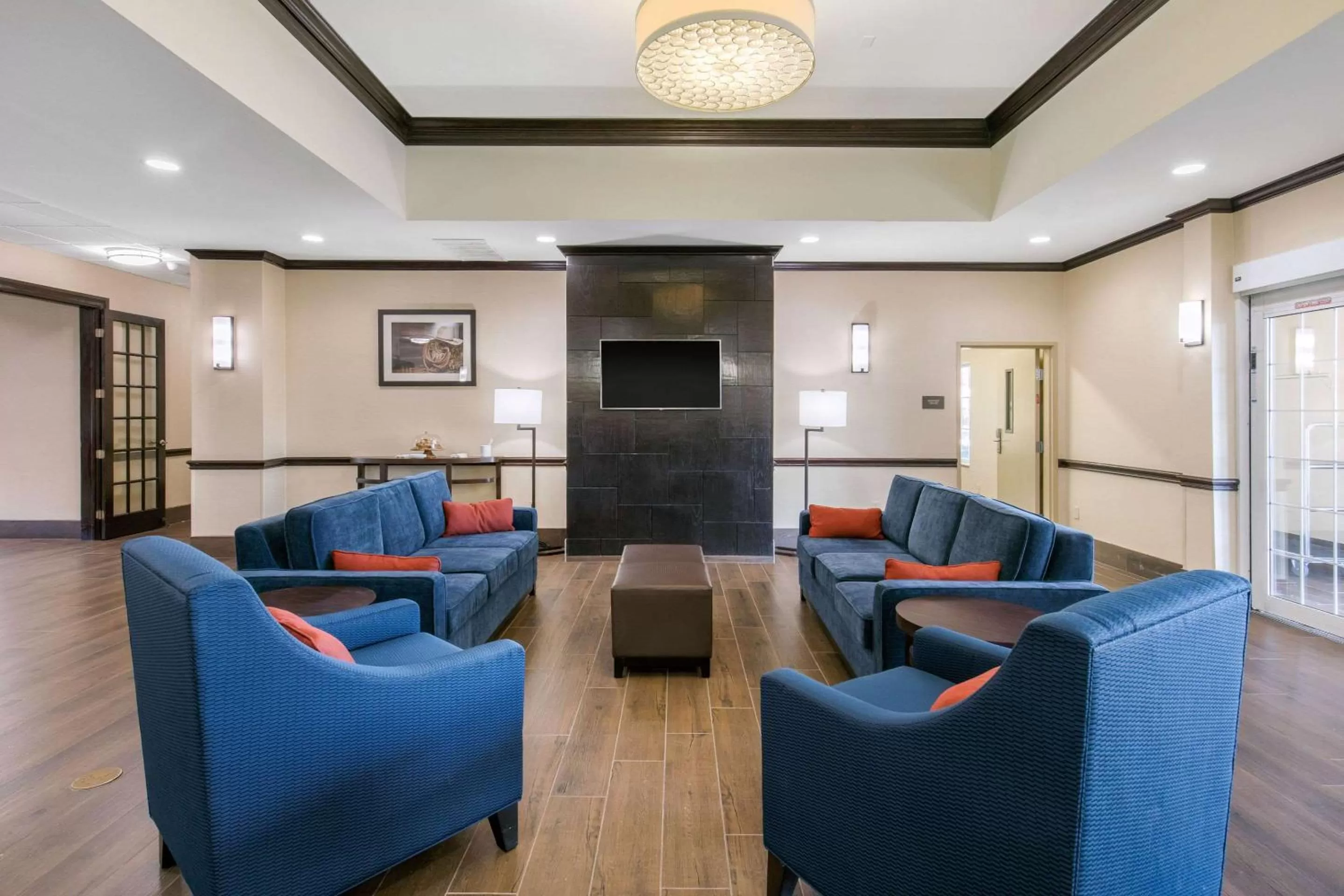 Lobby or reception in Comfort Inn & Suites Cedar Hill Duncanville