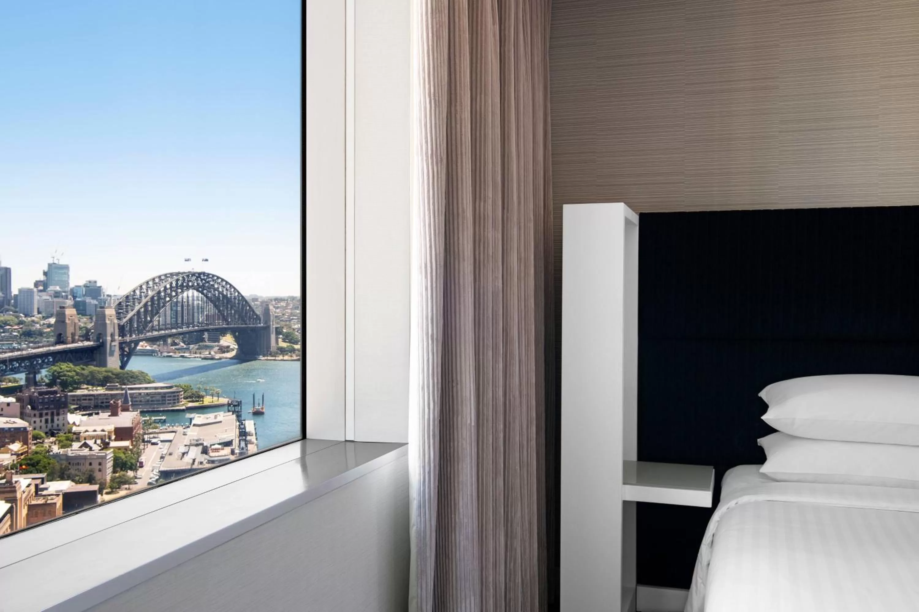 Photo of the whole room, Bed in Sydney Harbour Marriott Hotel at Circular Quay