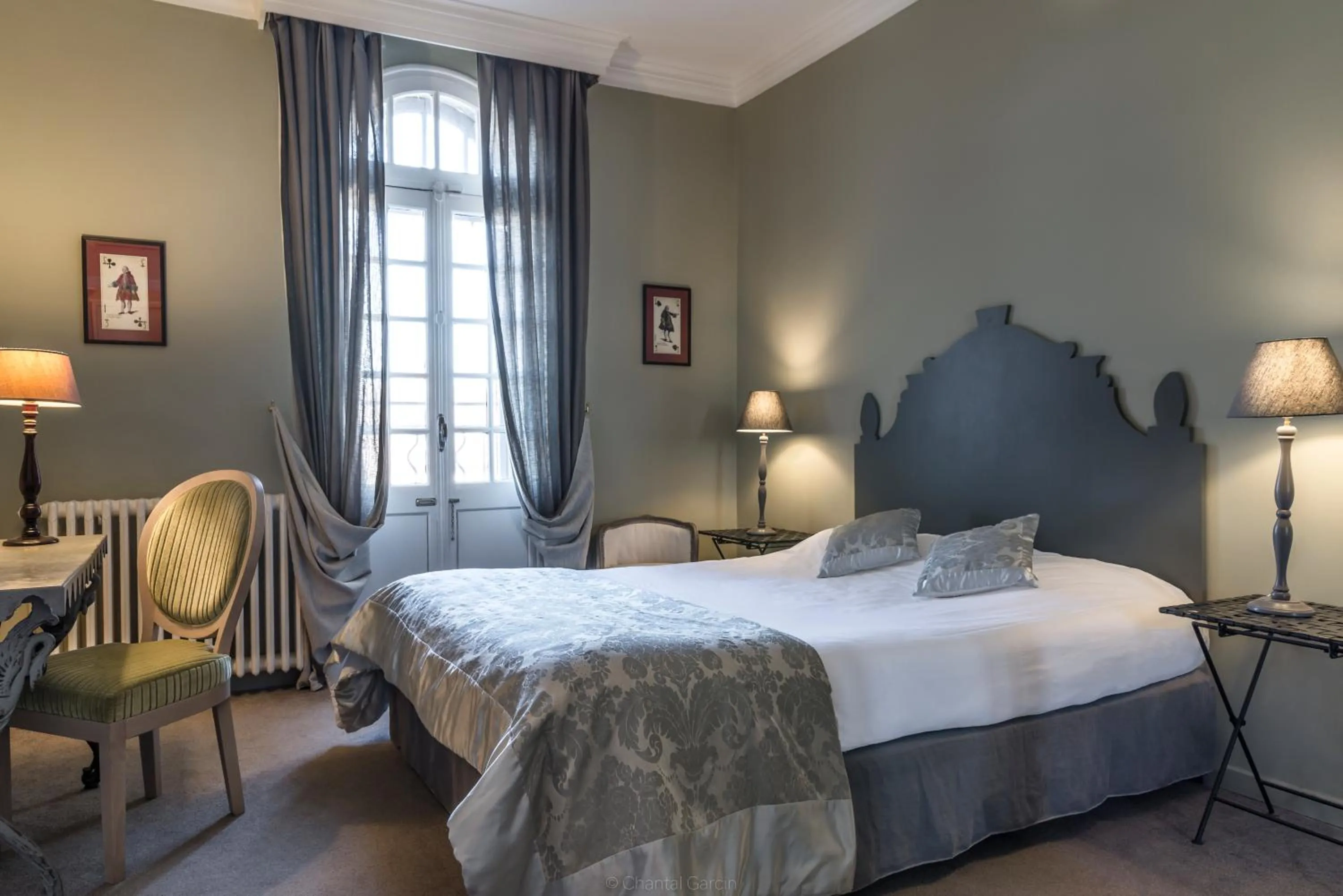 Bed in Hôtel la Magnaneraie