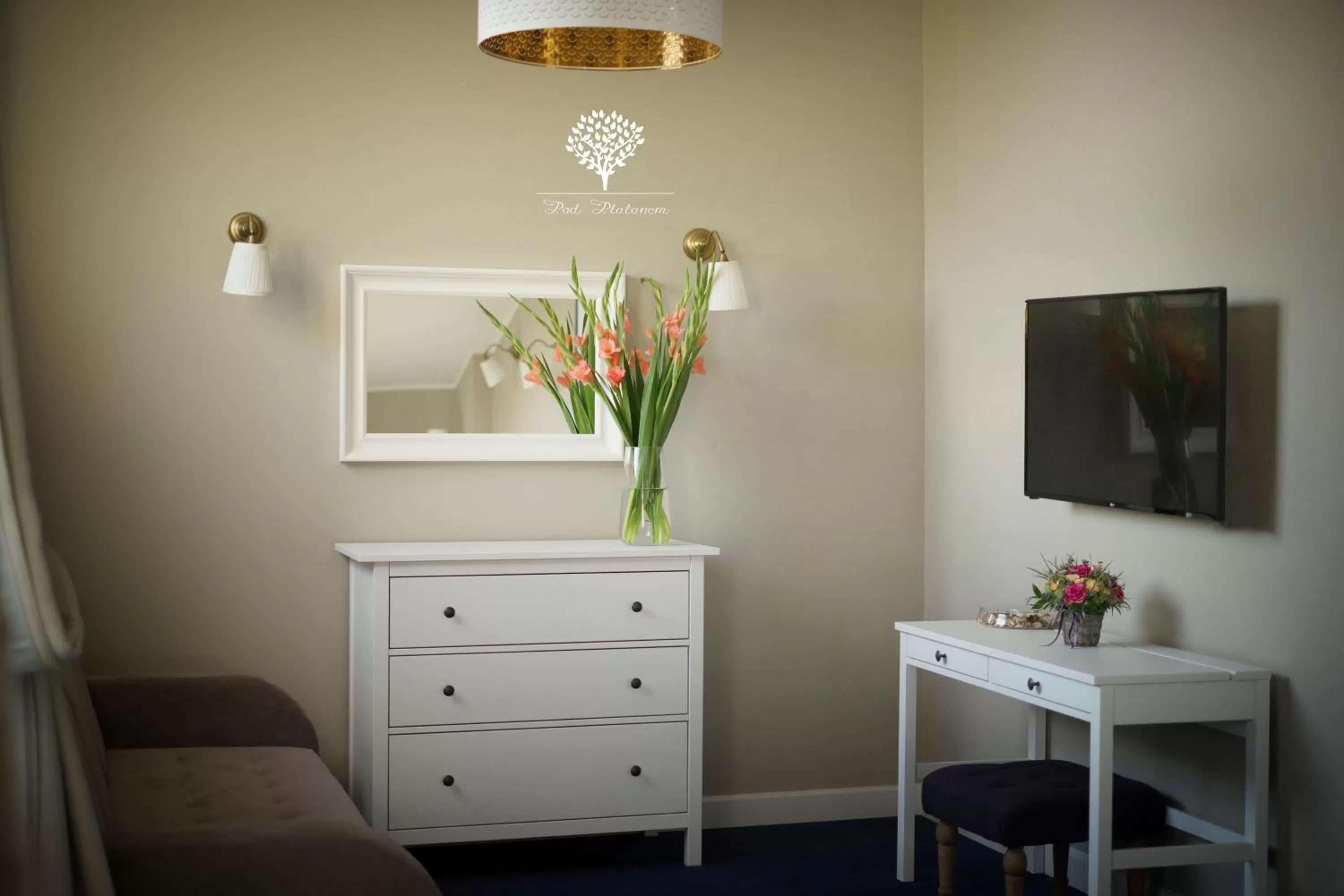 TV/Entertainment Center in Pod Platanem Gliwice