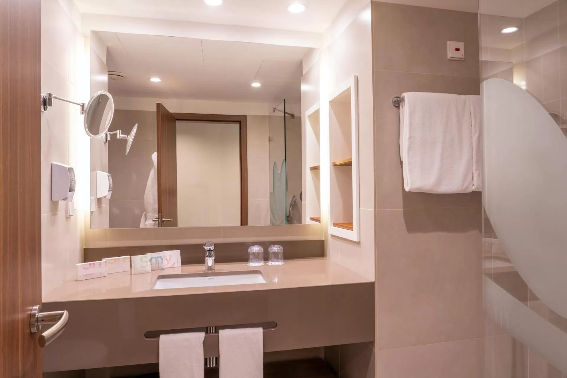 Bathroom in Smy Lisboa