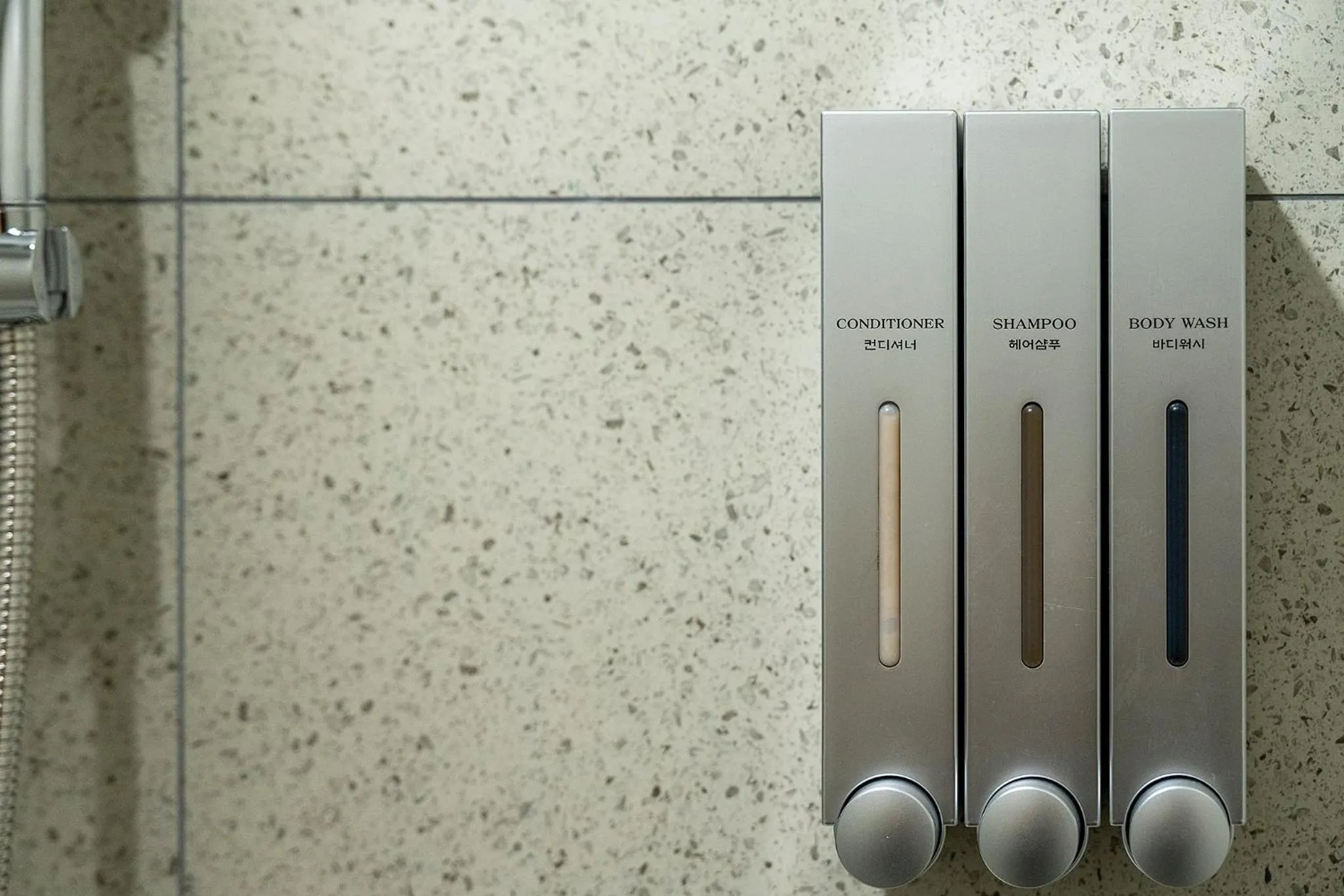 Shower in Jjak Boutique Hotel