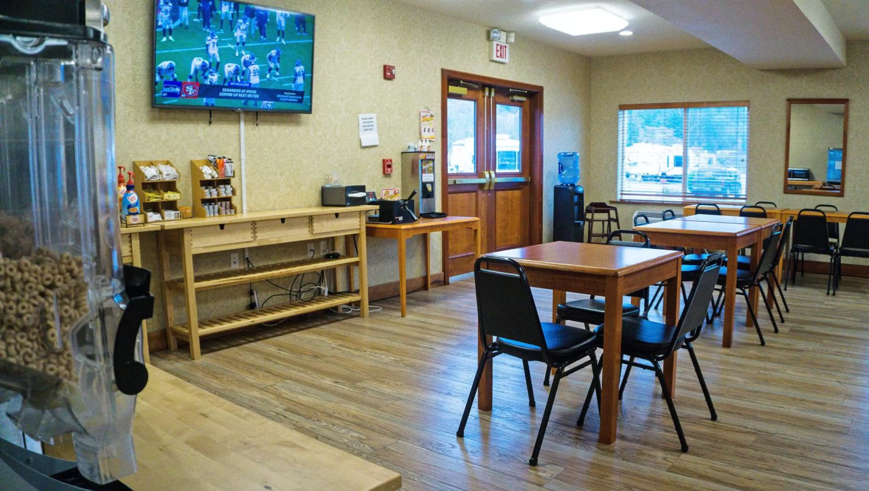 Breakfast in Clatskanie River Inn