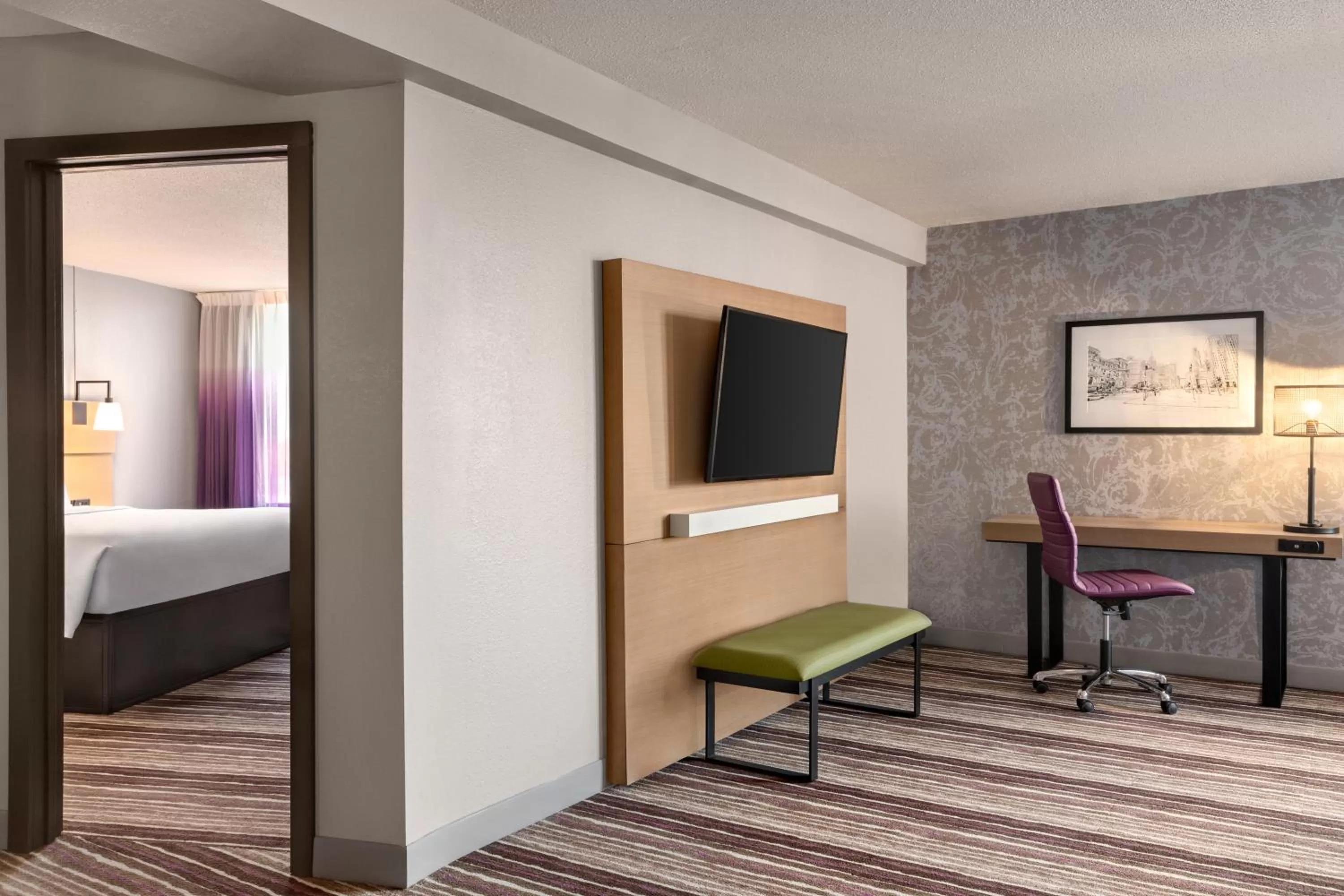 Bedroom, Bed in Holiday Inn Philadelphia Arpt-Stadium Area by IHG