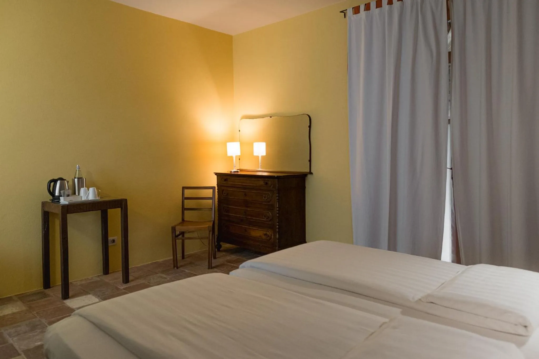 Bed in Albergo Real Castello