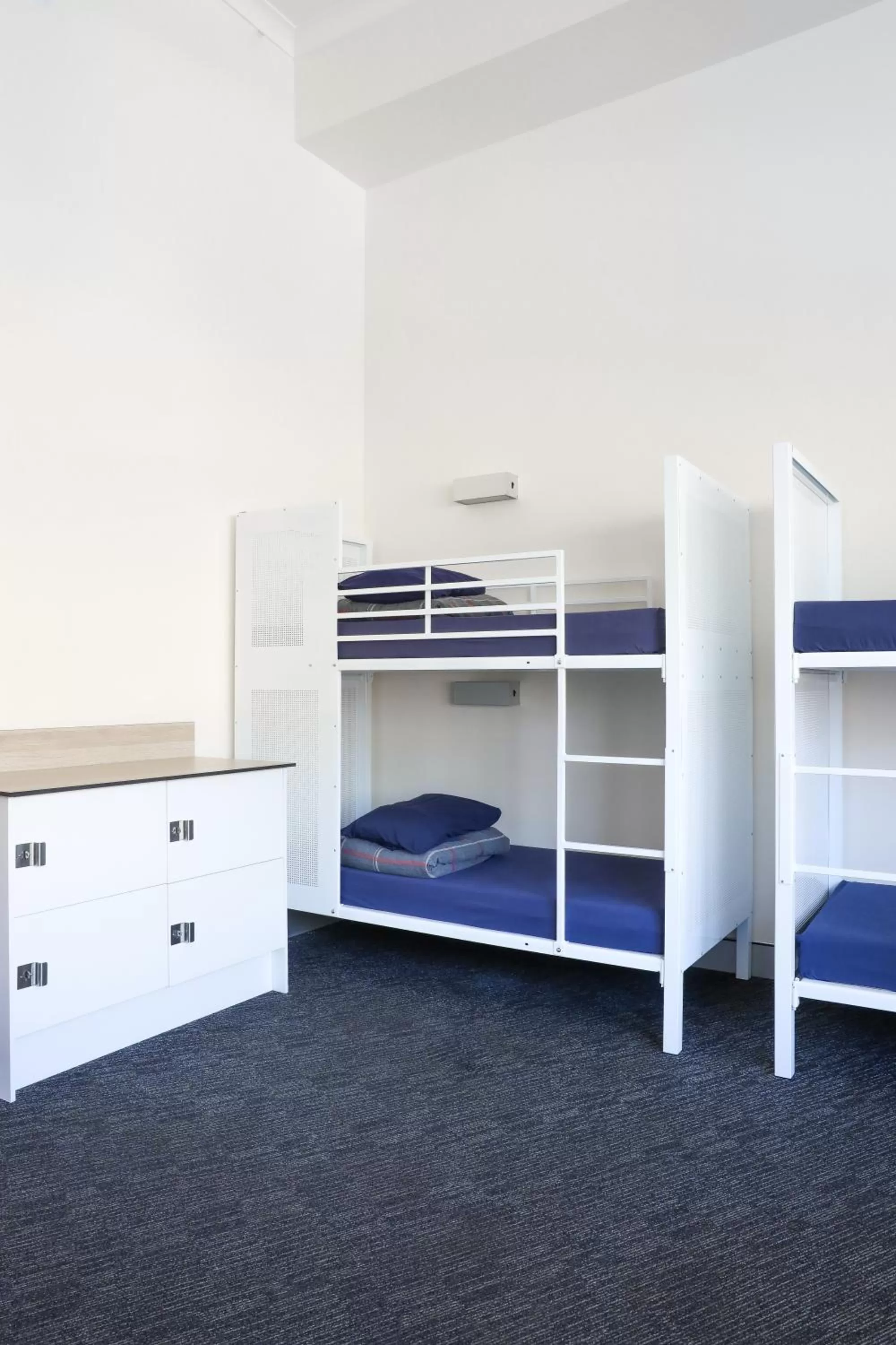 Bedroom, Bed in Wake Up! Sydney Central