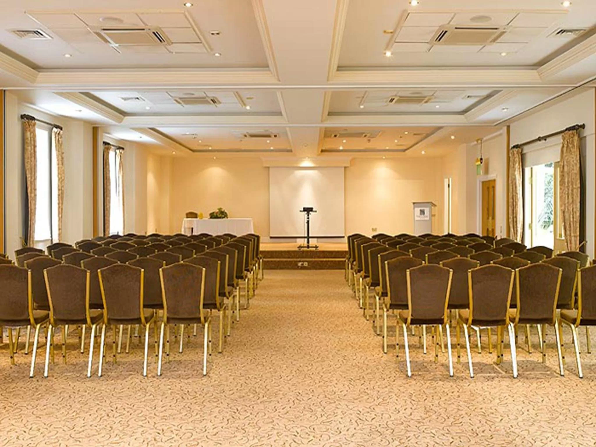 Business facilities in The Sefton