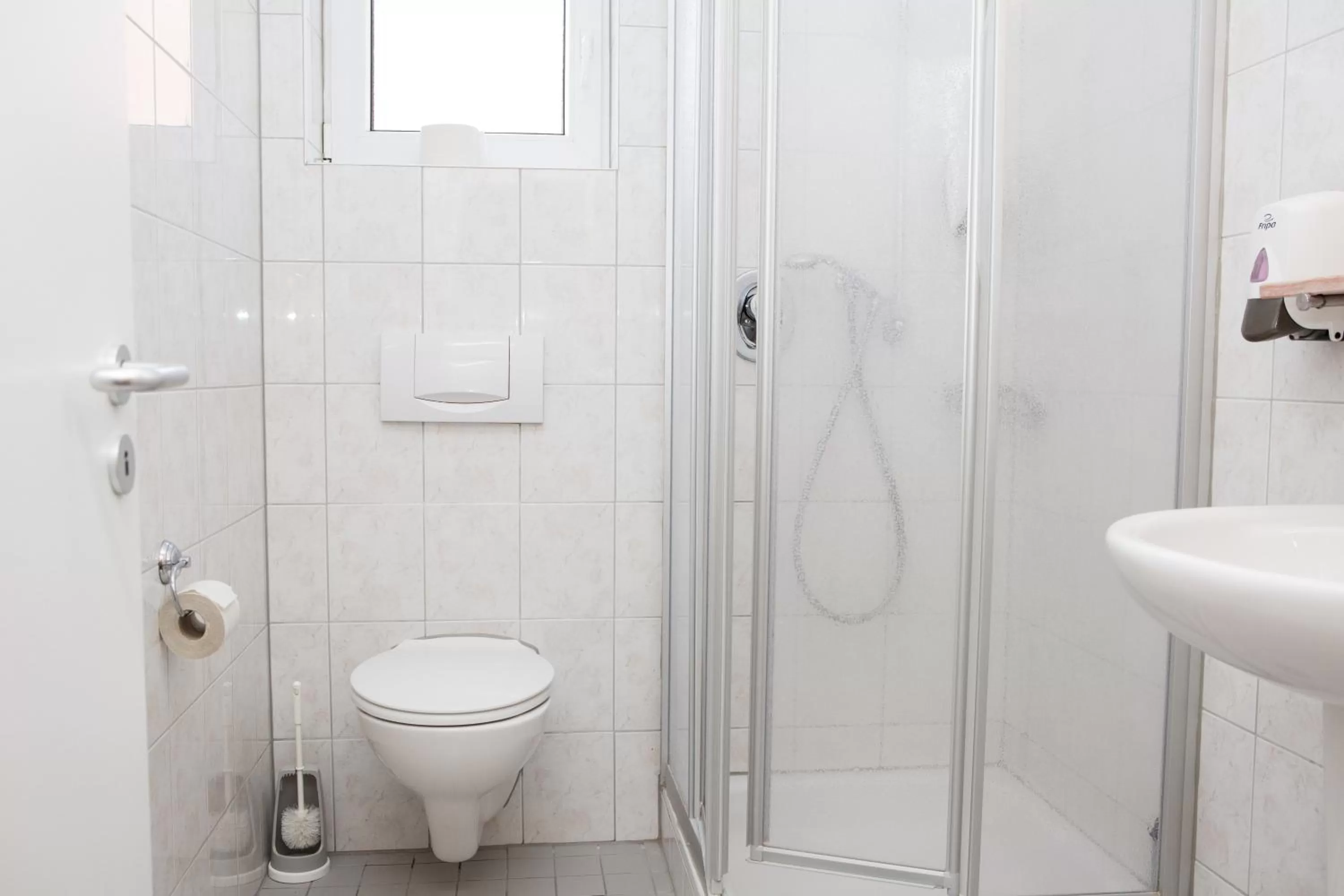 Photo of the whole room, Bathroom in Haus Hilckmann