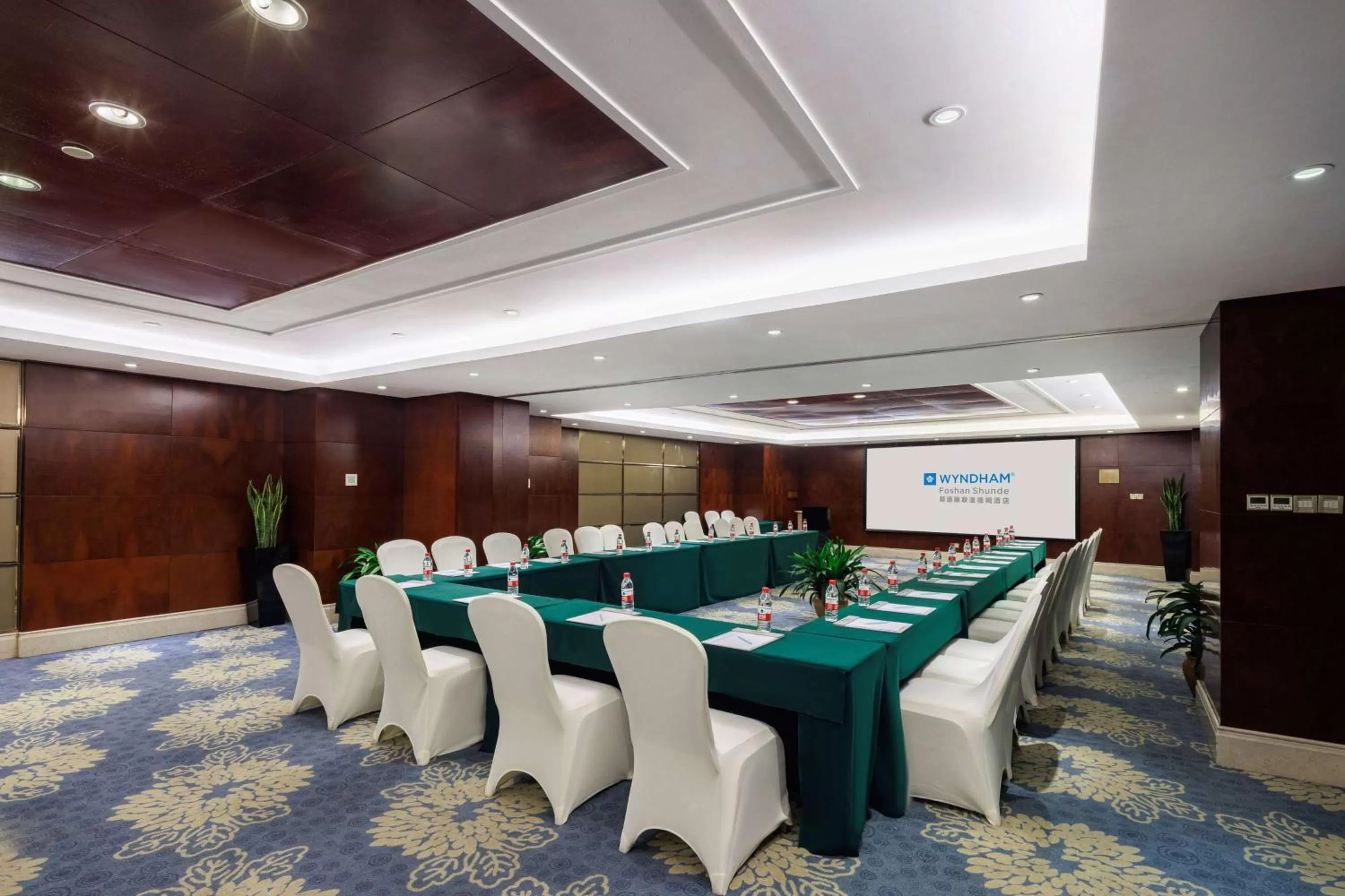 Meeting/conference room in WYNDHAM Foshan shunde