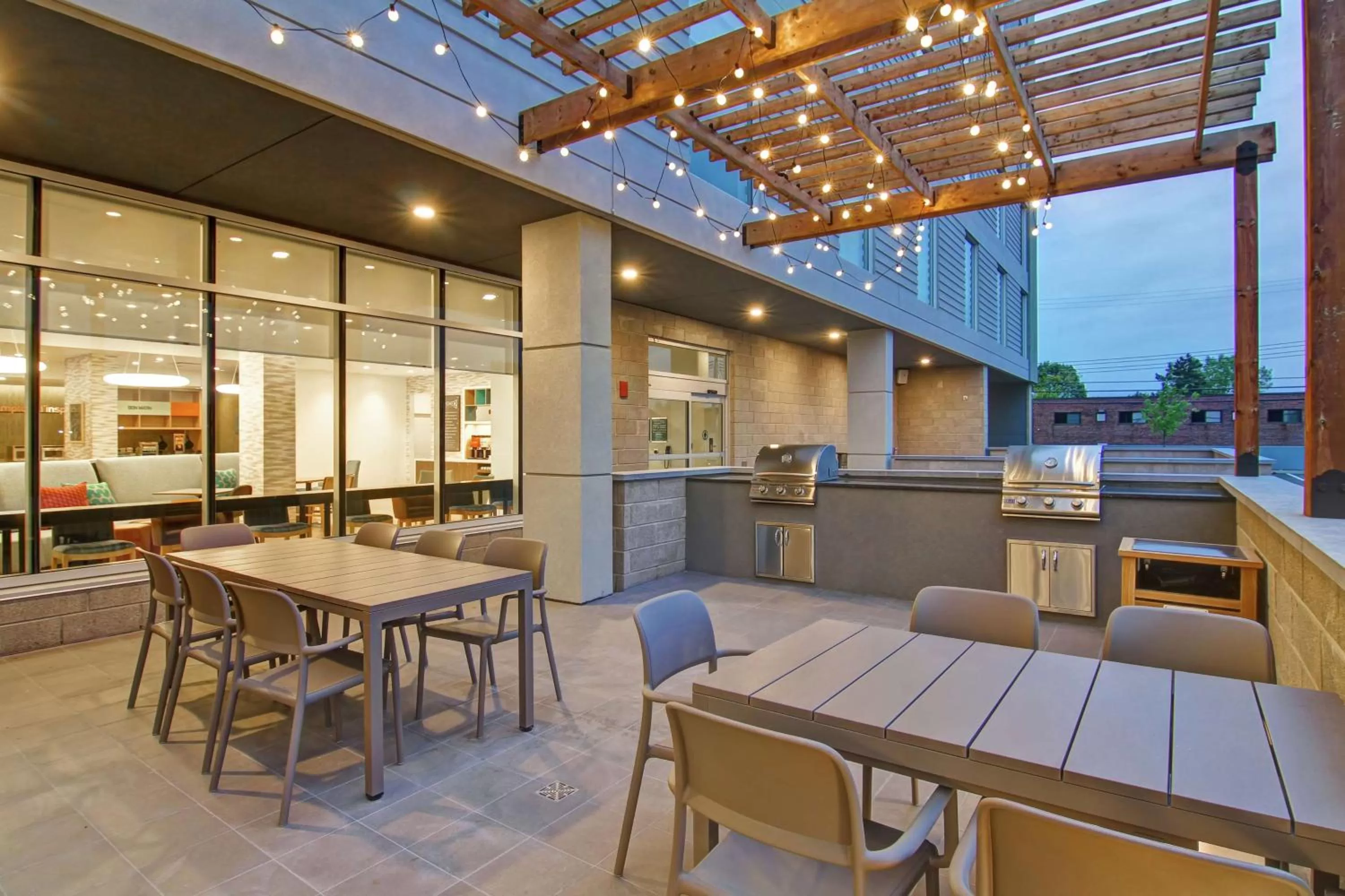 Patio in Home2 Suites By Hilton Montreal Dorval
