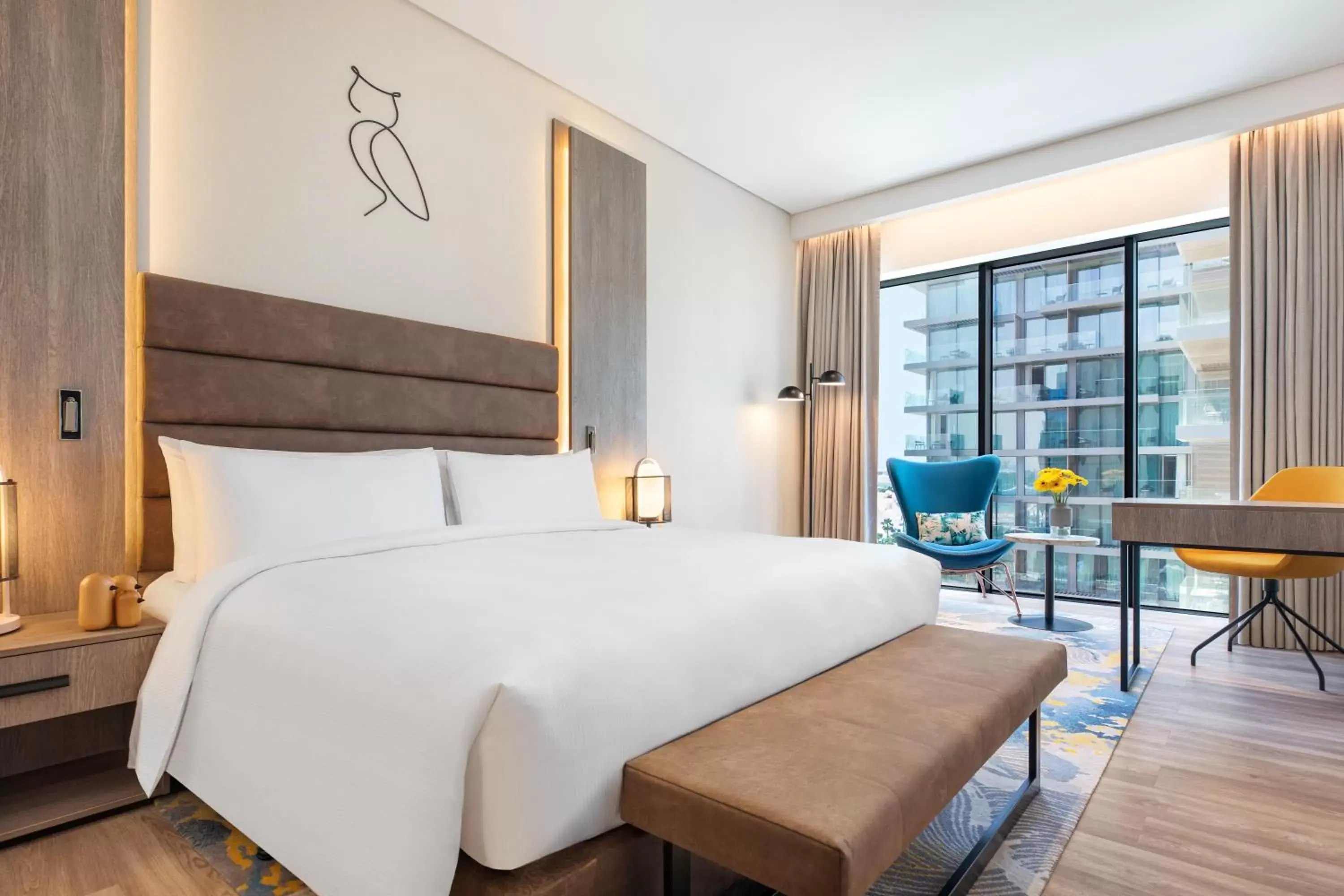 Deluxe King Room with Palm Side Sea View in voco Dubai The Palm by IHG Deluxe King Room with Palm Side Sea View in voco Dubai The Palm by IHG