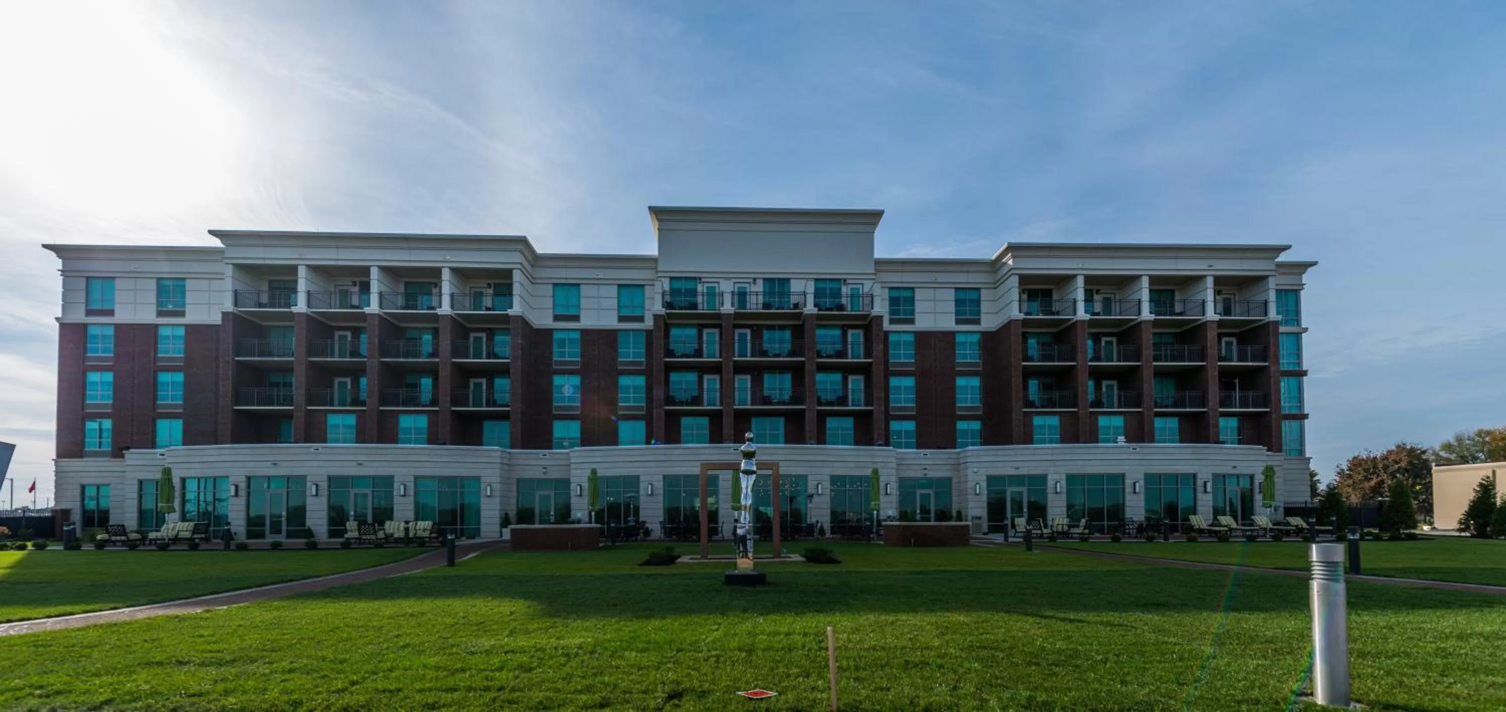 Property building in Holiday Inn Owensboro Riverfront by IHG
