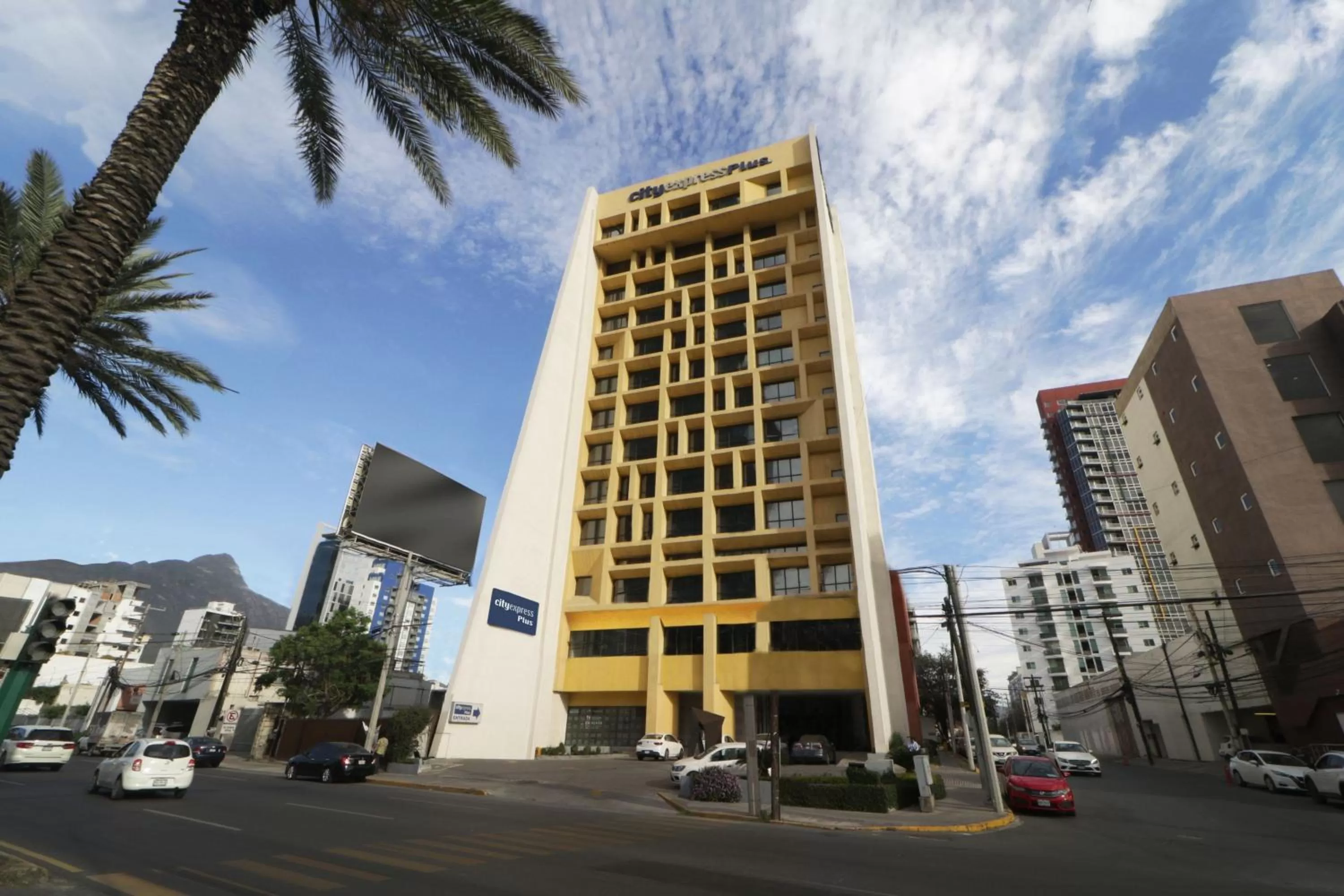 Property building in City Express Plus by Marriott Monterrey Galerías