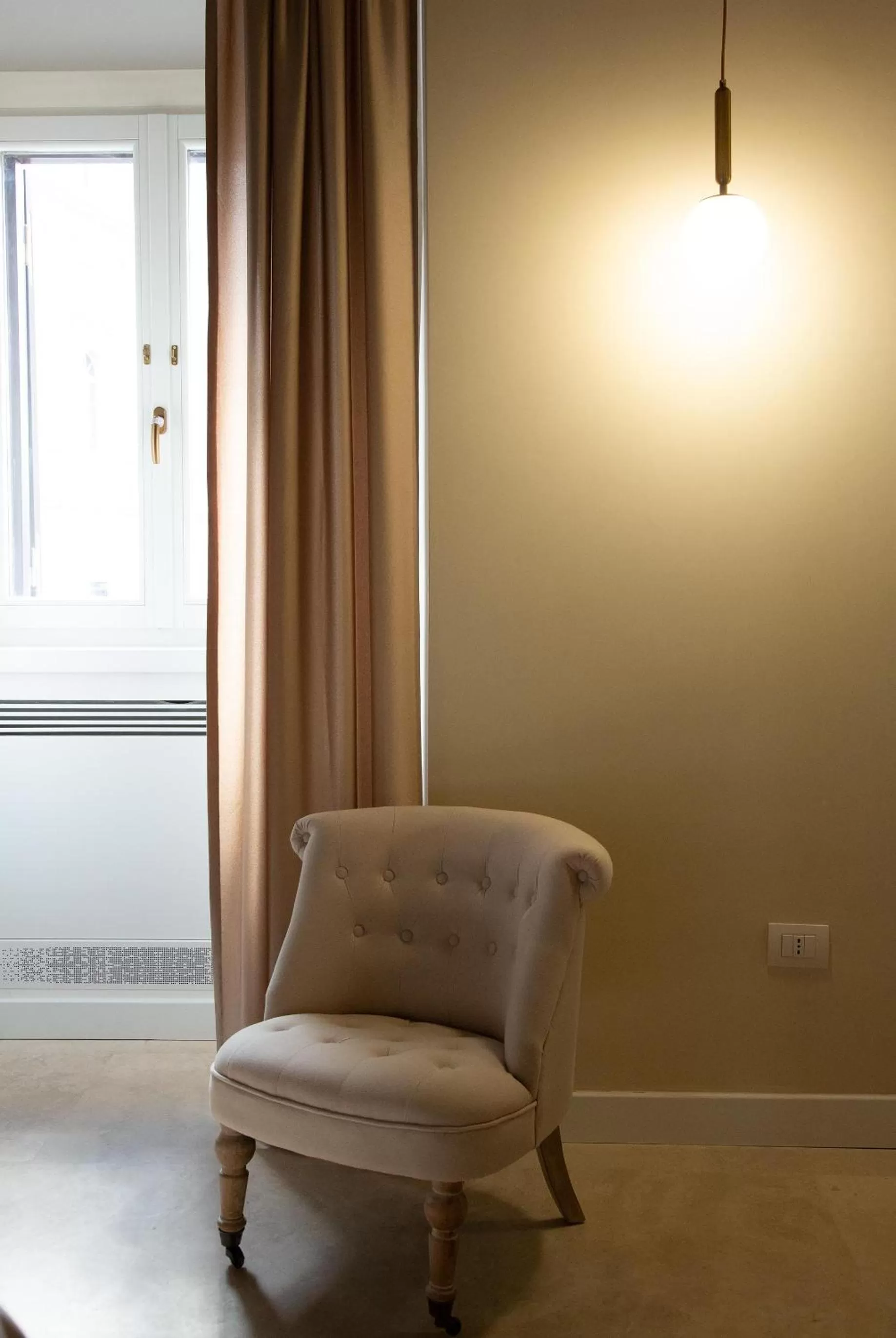 Decorative detail in Repetita Juvant