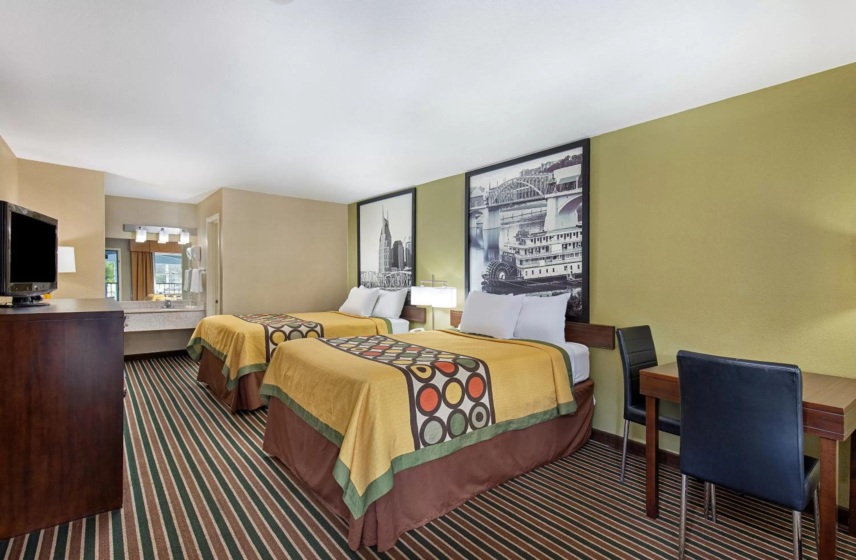 Bedroom, Bed in Super 8 by Wyndham Nashville West