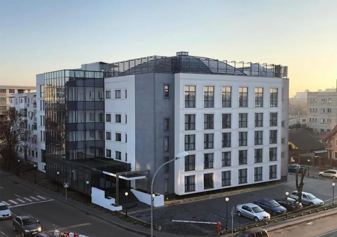 Property building in Hotel Avenue - Avenue Hotels