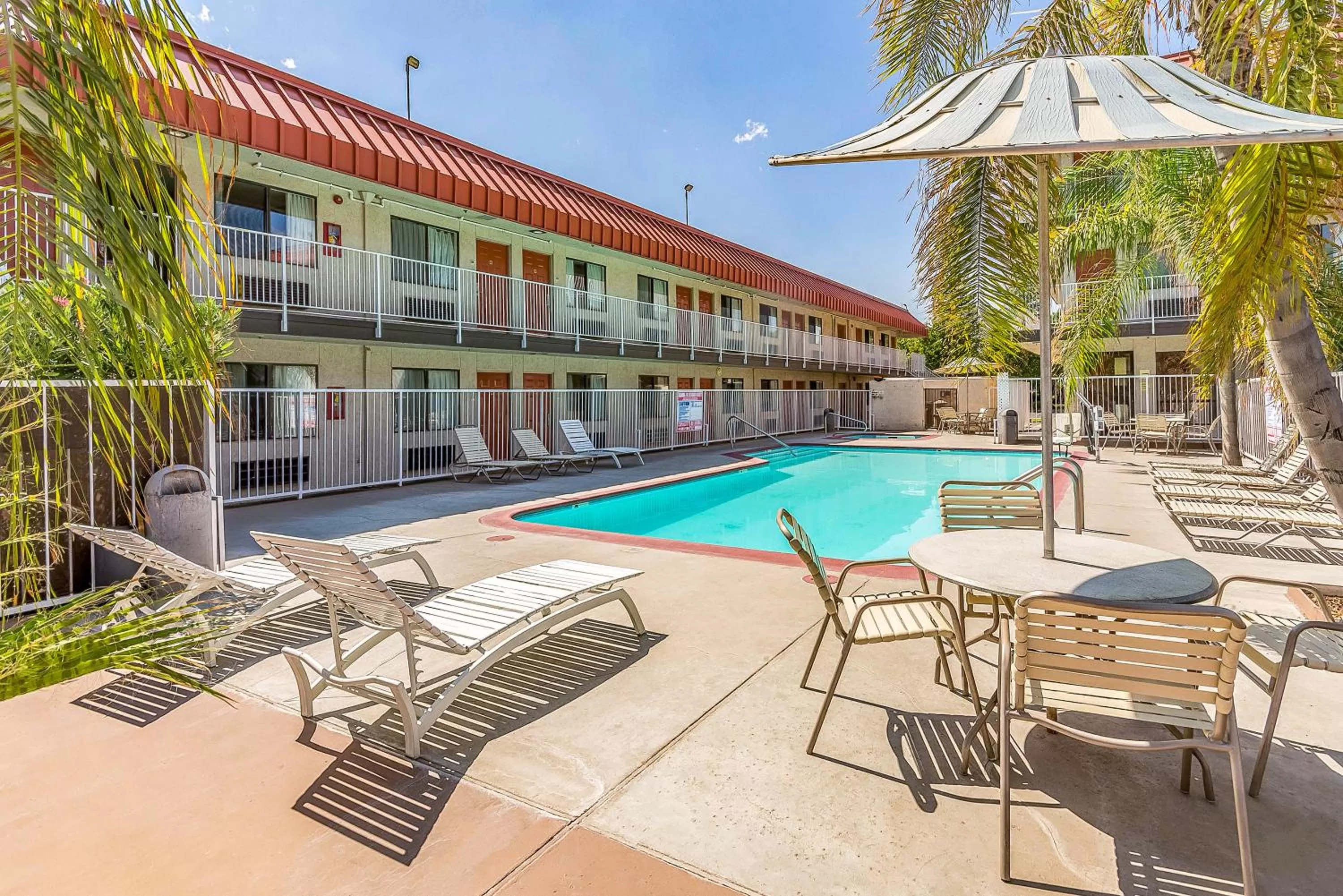 Swimming pool in Studio 6-Fresno, CA - Extended Stay