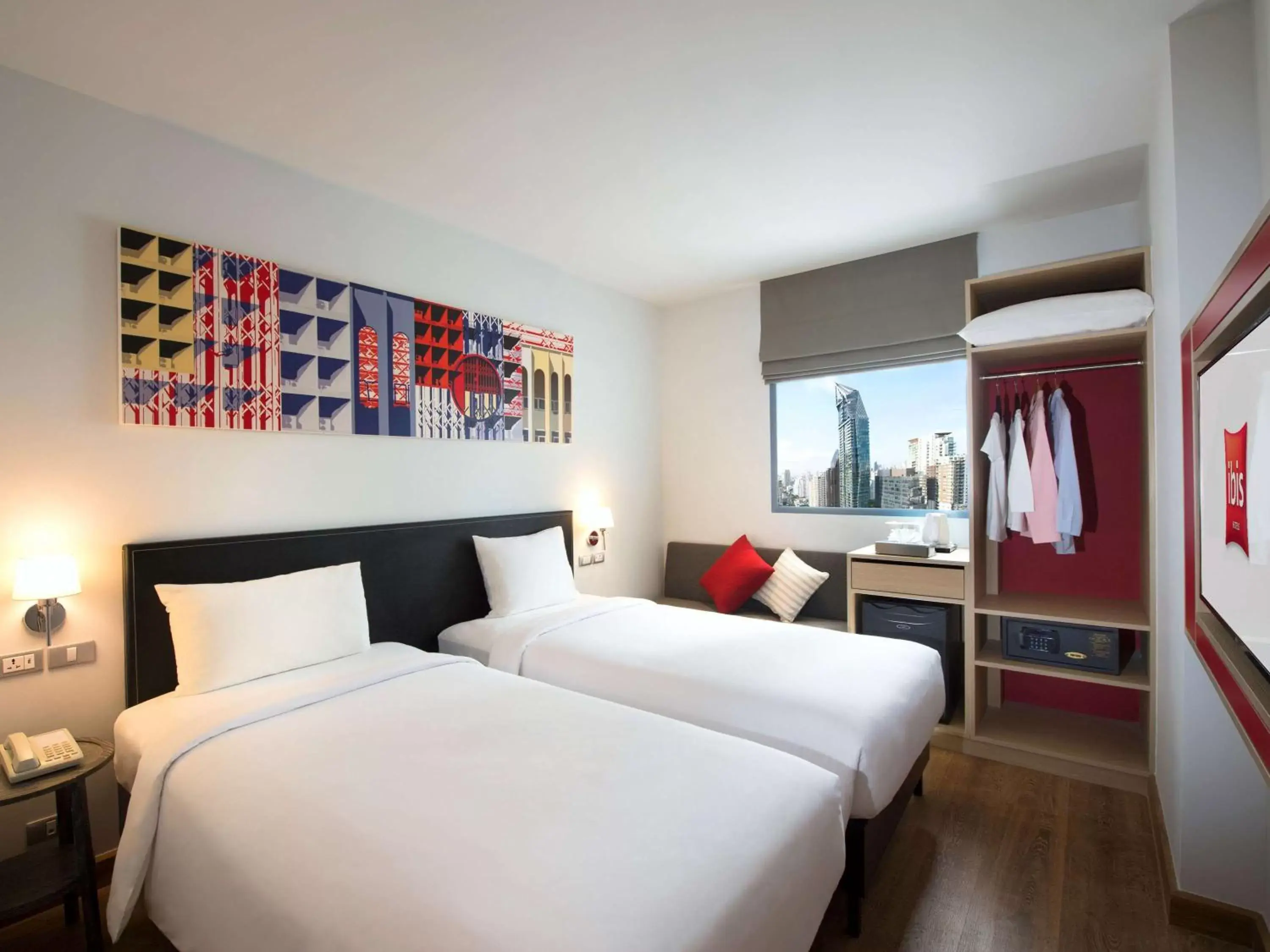 Standard Twin Room in ibis Bangkok Sukhumvit 24 Standard Twin Room in ibis Bangkok Sukhumvit 24