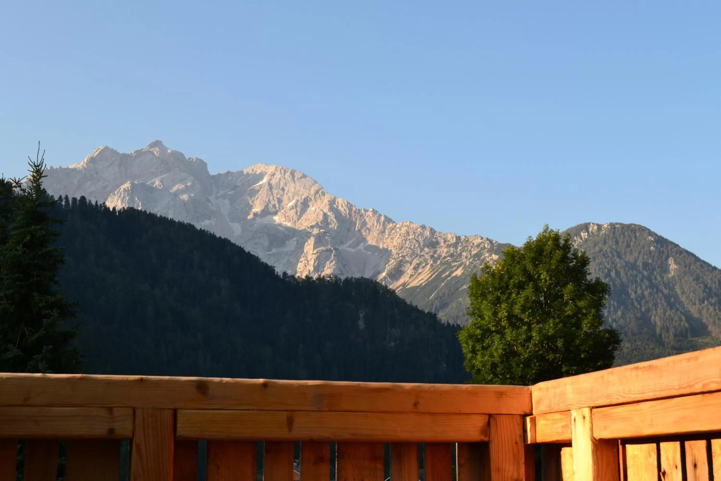 Mountain View in Cvet gora - Camping, Glamping and Accomodations