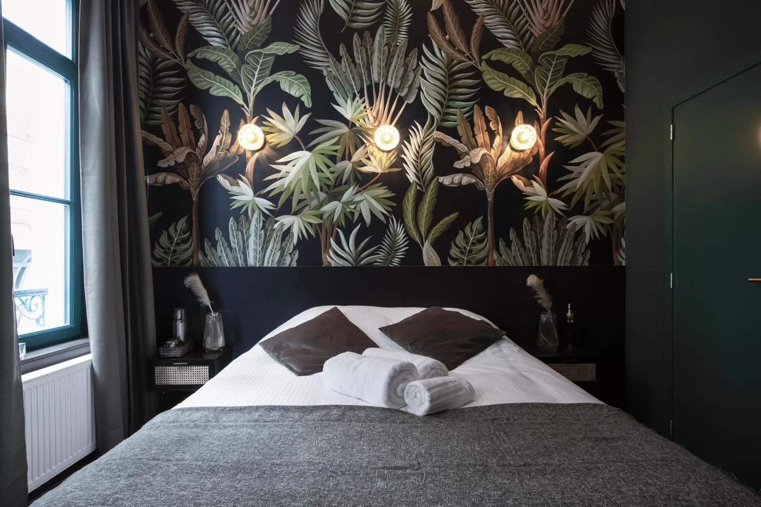 Double Room with Private Bathroom in Secret Walls