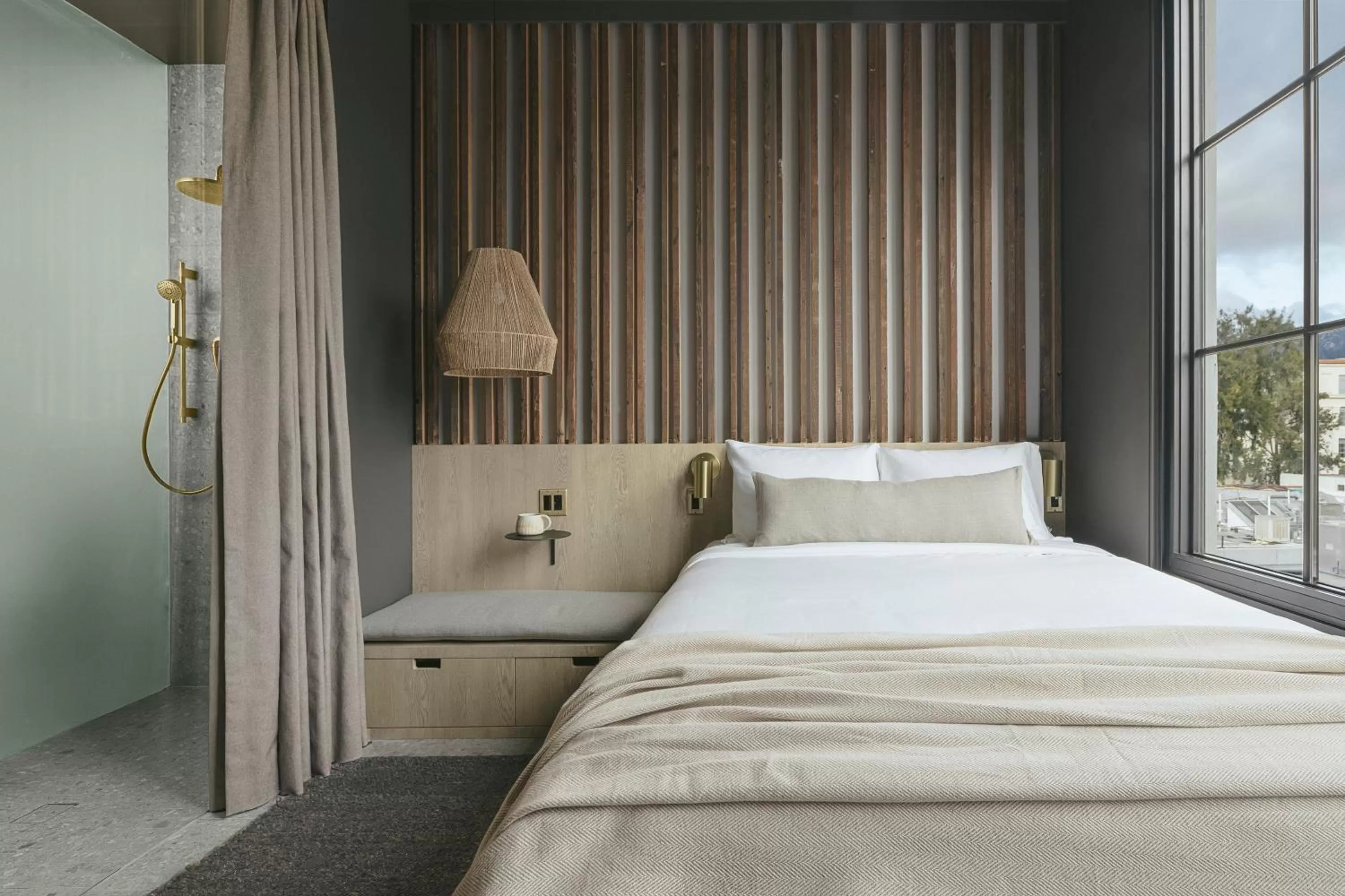 Bed in Drift Santa Barbara, a Member of Design Hotels