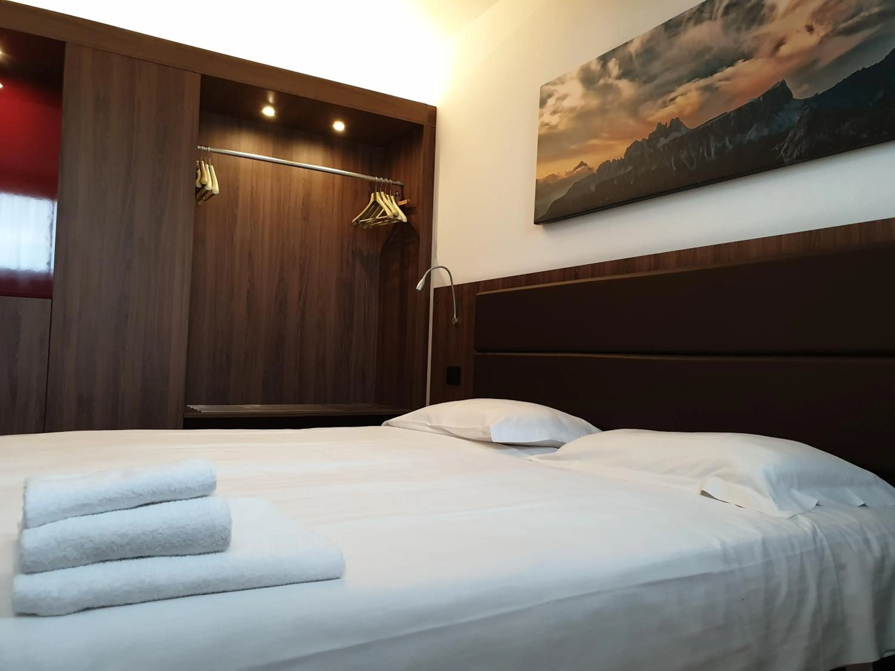 Bed in Albergo Delle Alpi