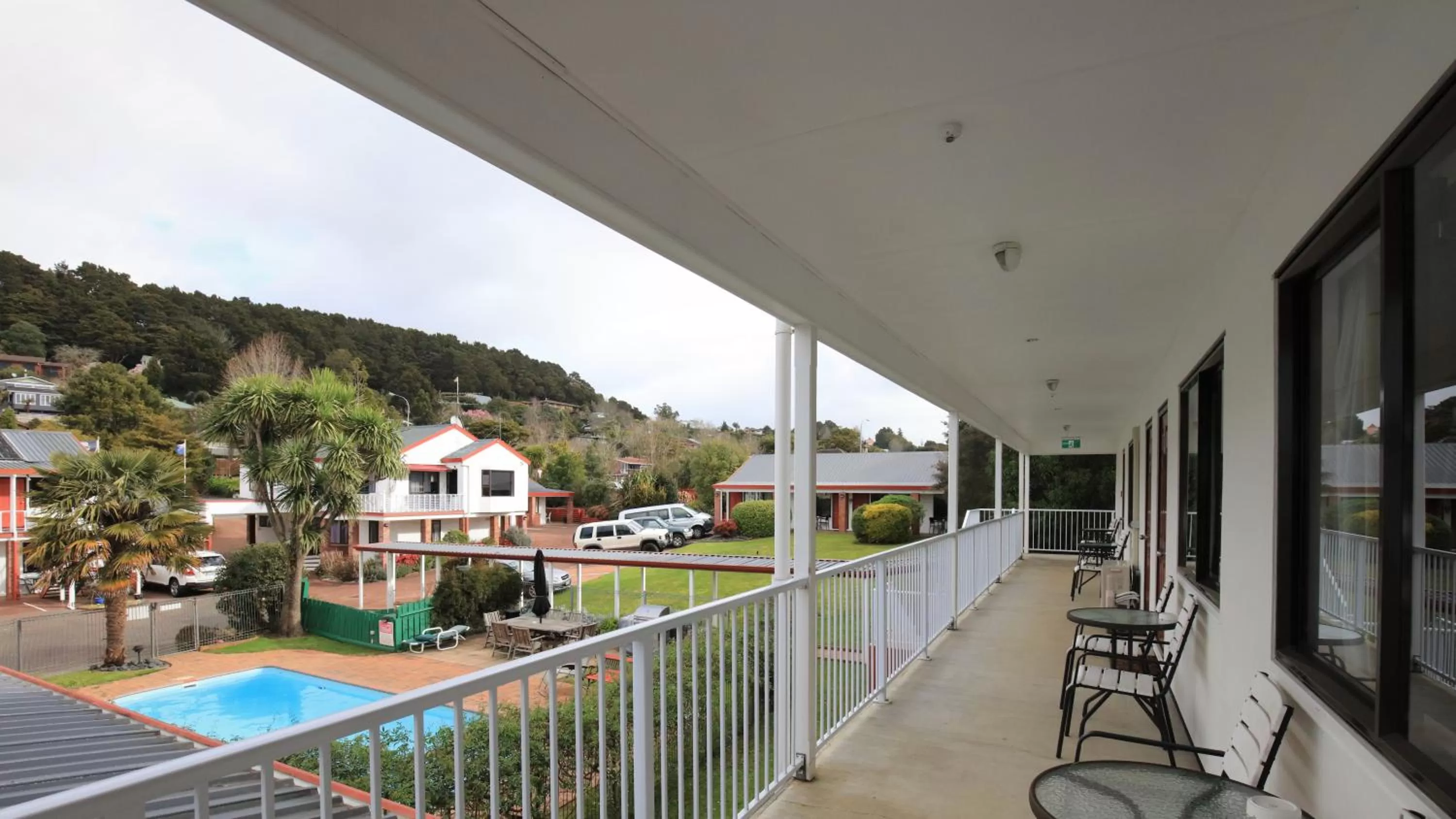 Bk's Counties Motor Lodge