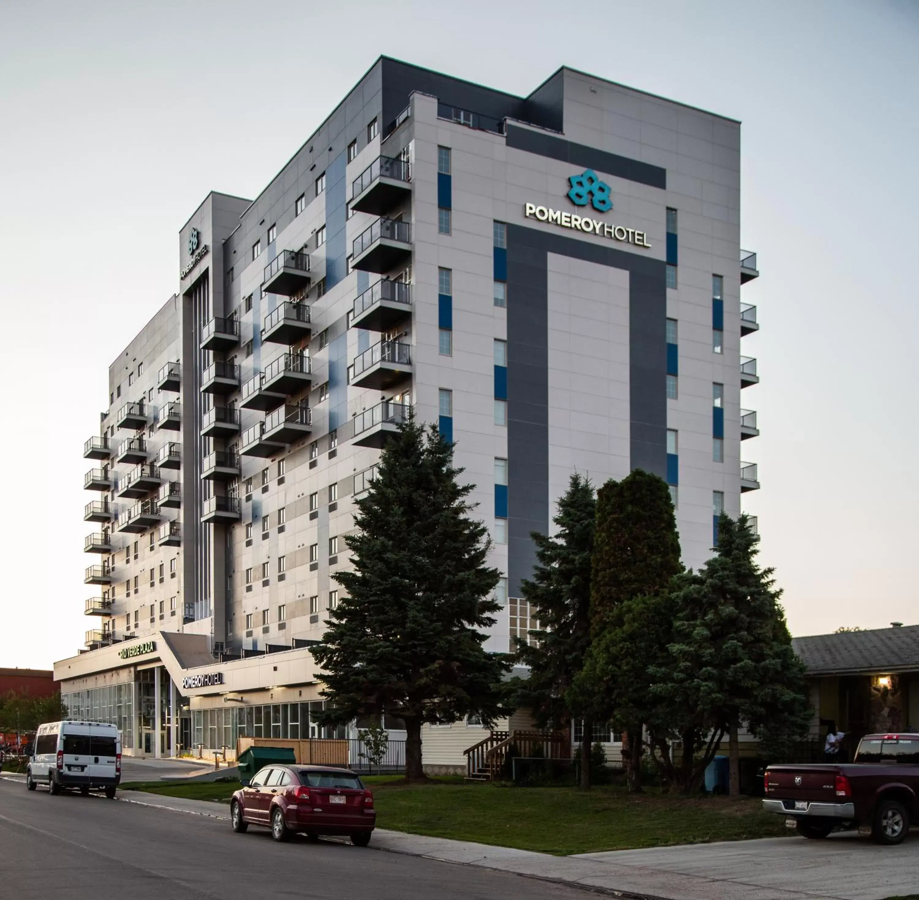 Pomeroy Hotel Fort McMurray Pomeroy Hotel Fort McMurray