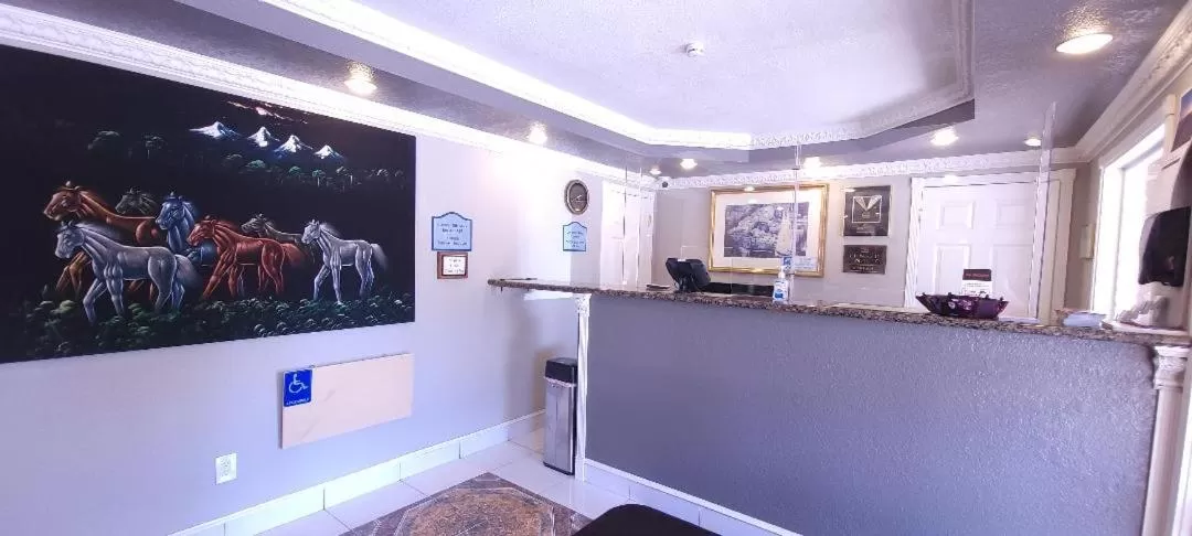 Lobby or reception in Sycamore Inn Chico University Area