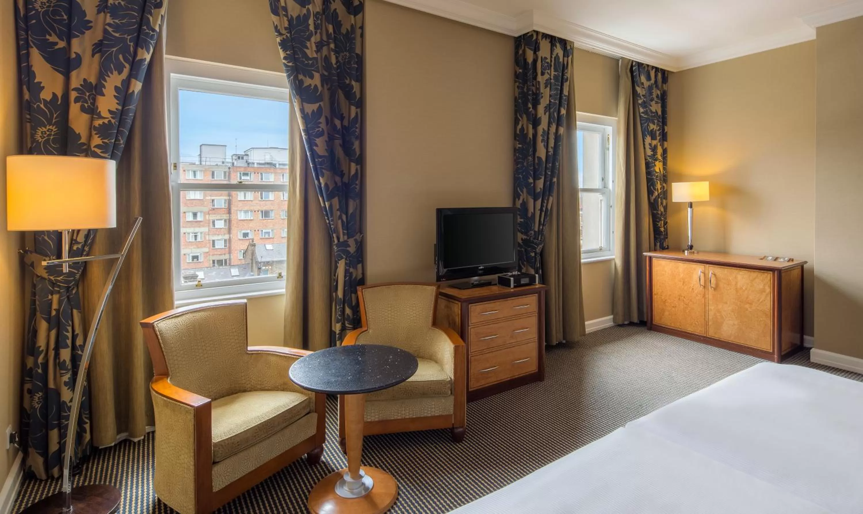 Bedroom, Bed in Hilton London Paddington