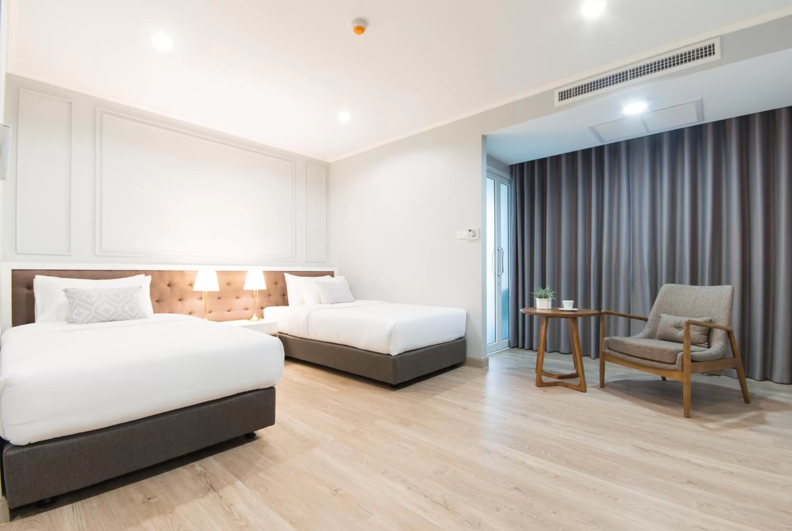 Living room, Bed in Jasmine Resort Sriracha