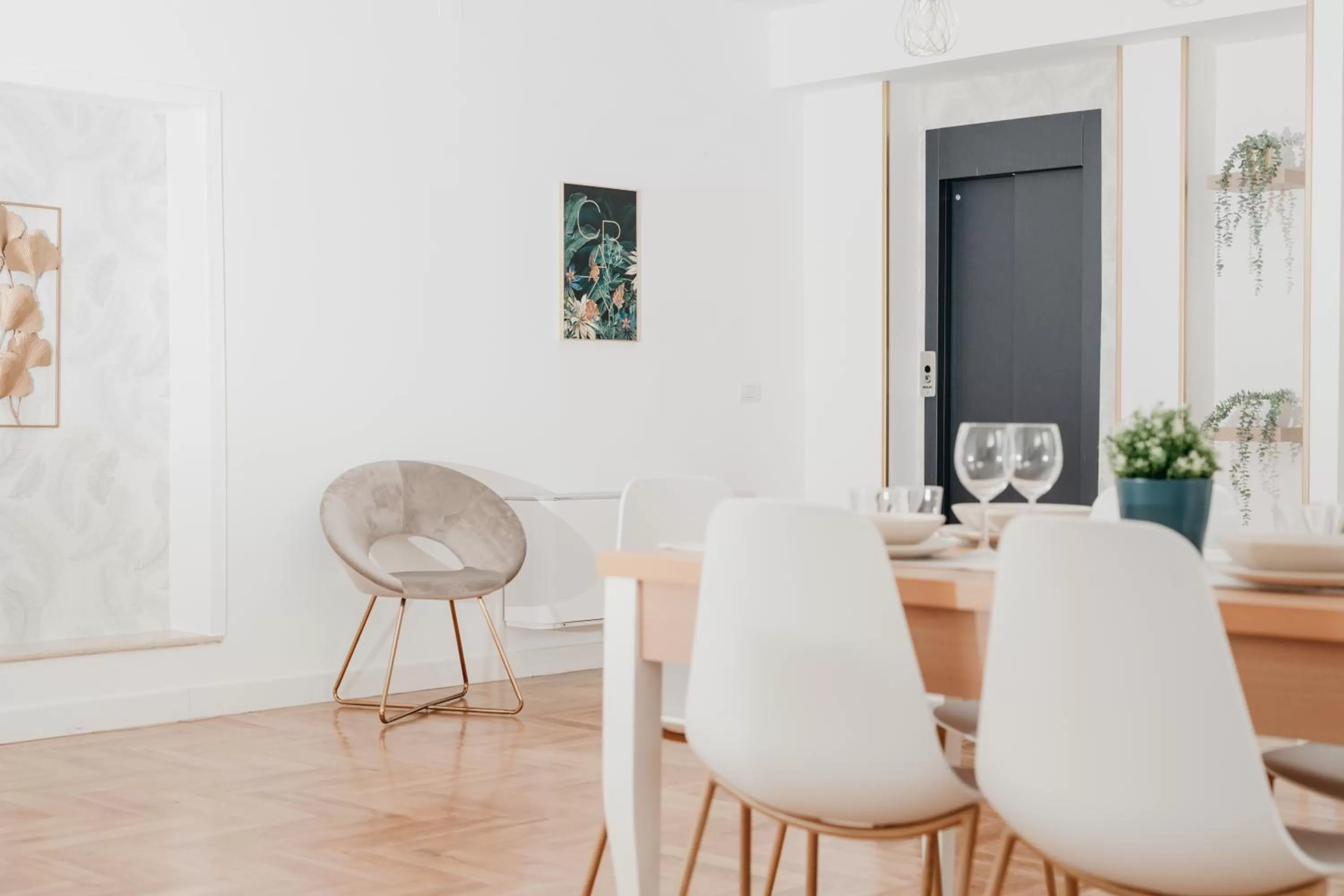 Lounge or bar in Vista Napoli Residence by Casa Napoletana