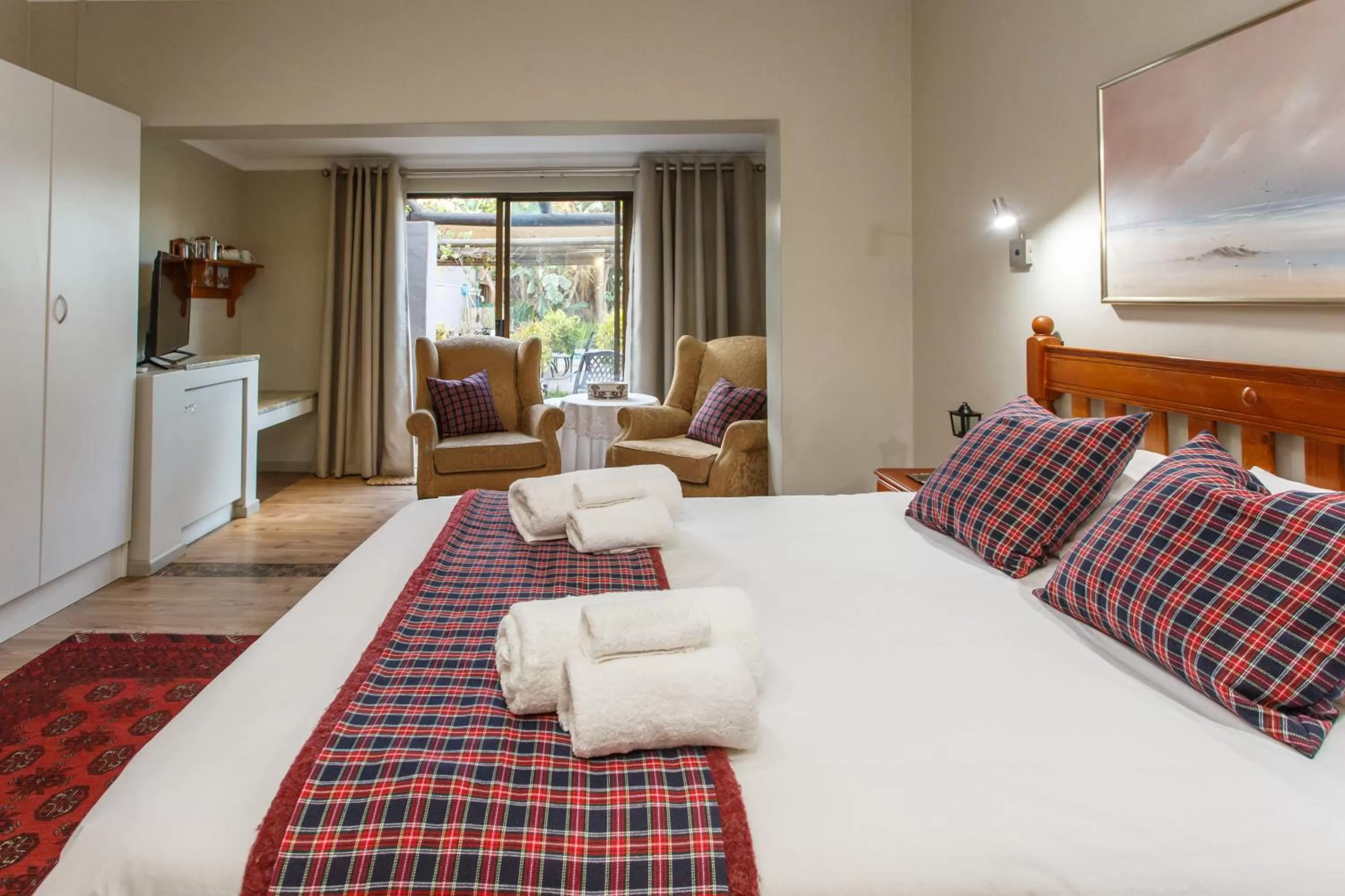 Photo of the whole room, Bed in Argyll B&B