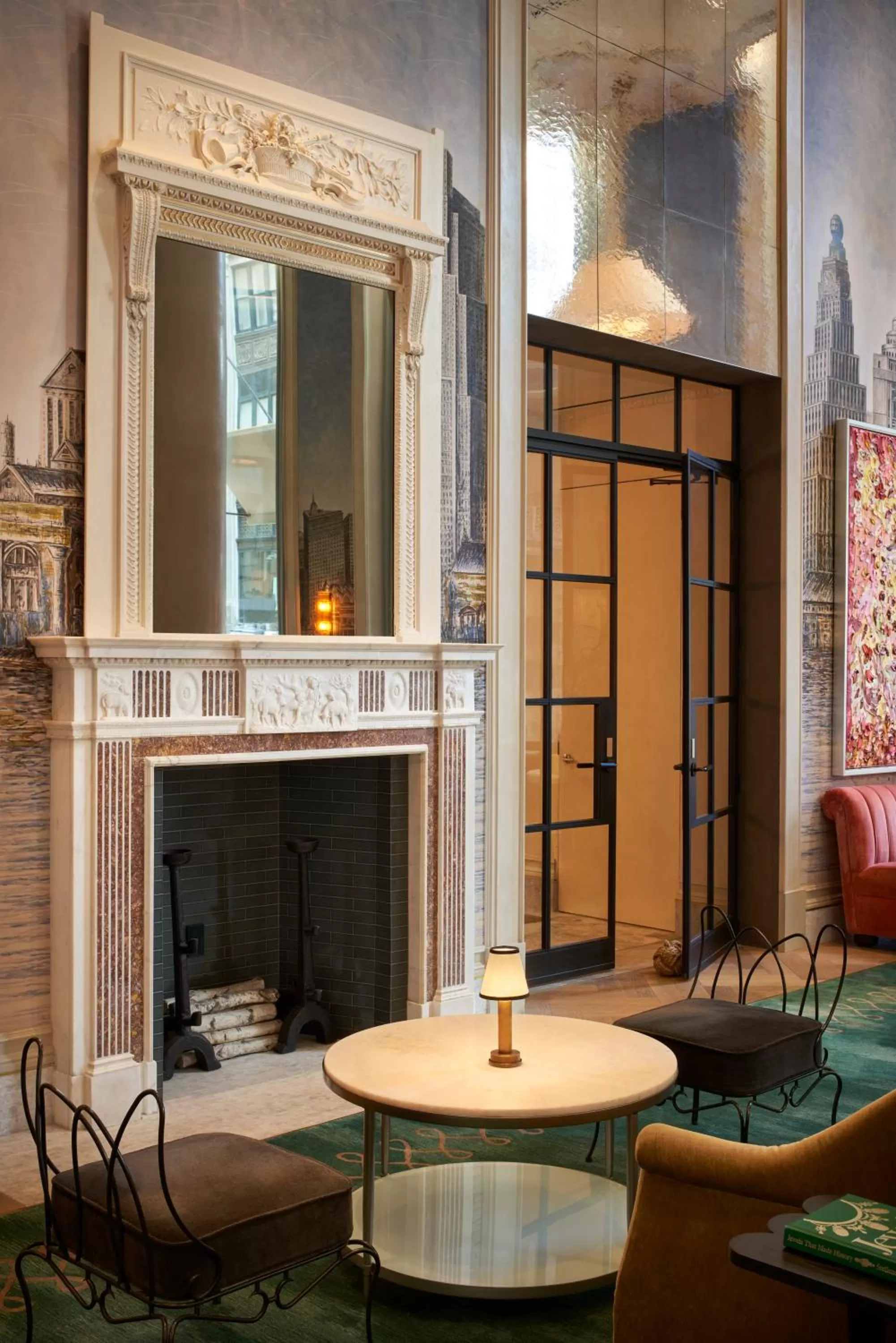 Lounge or bar in The Wall Street Hotel New York City