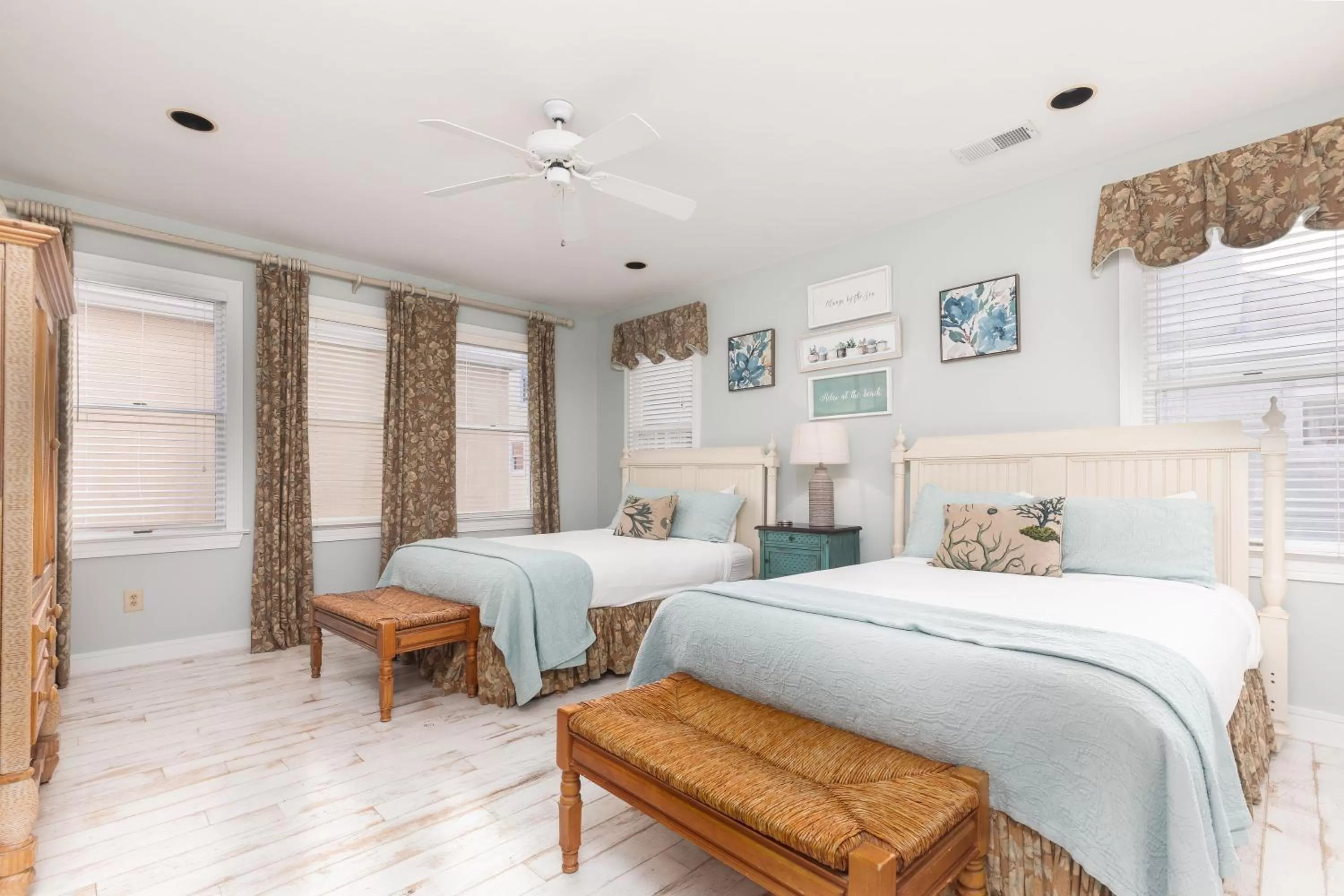 Bed in Wild Dunes Resort - Vacation Rentals