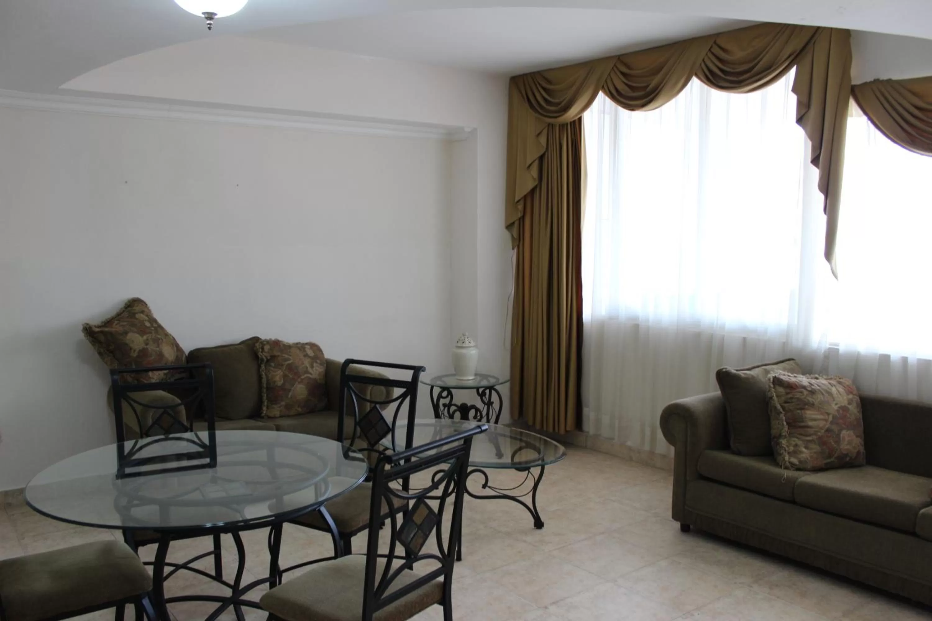 Day in Hotel Parador