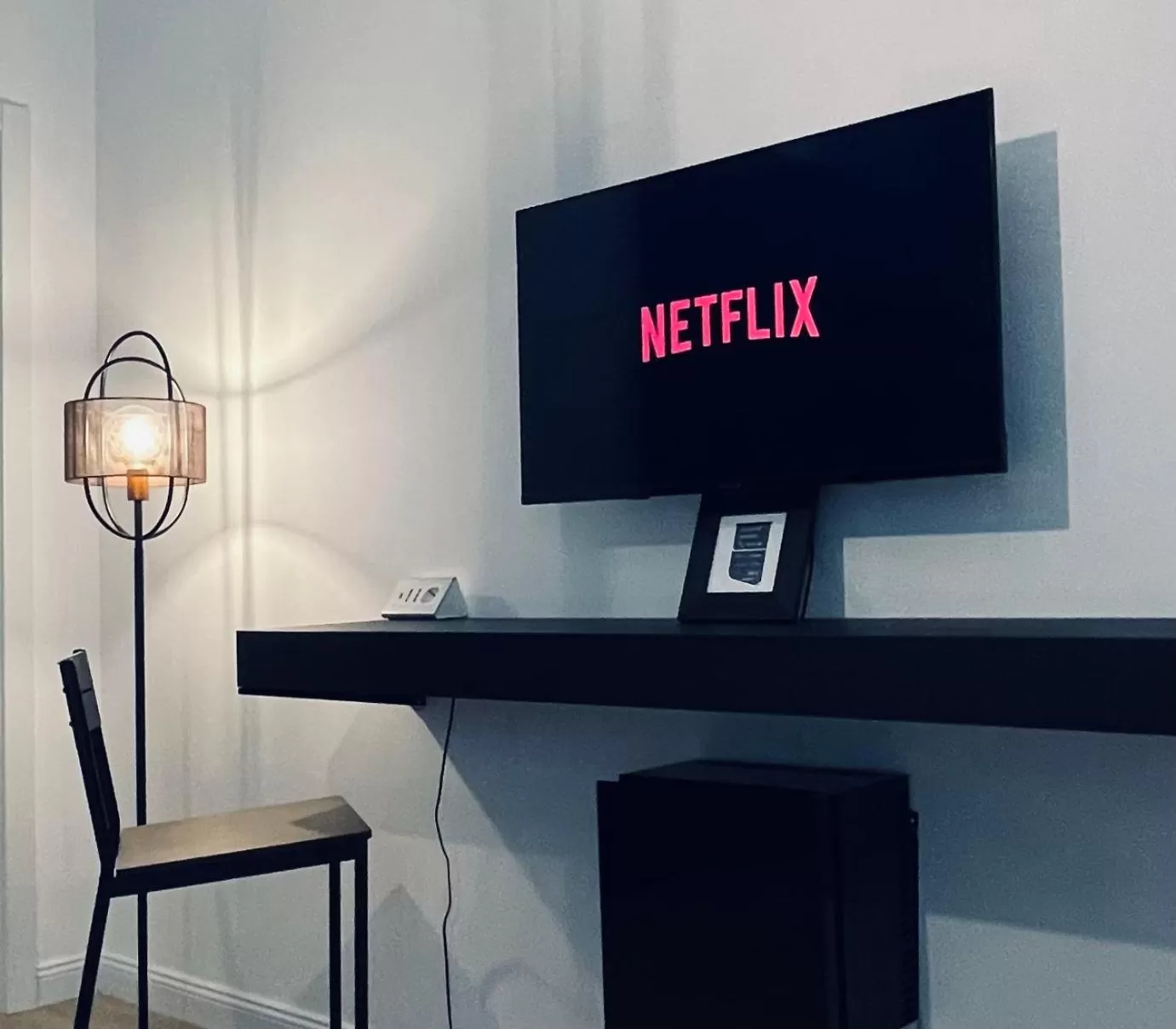 TV/Entertainment Center in Carducci 83